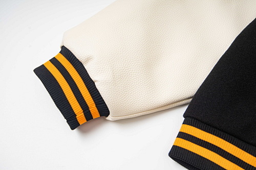 Winter Outerwear - Image 9