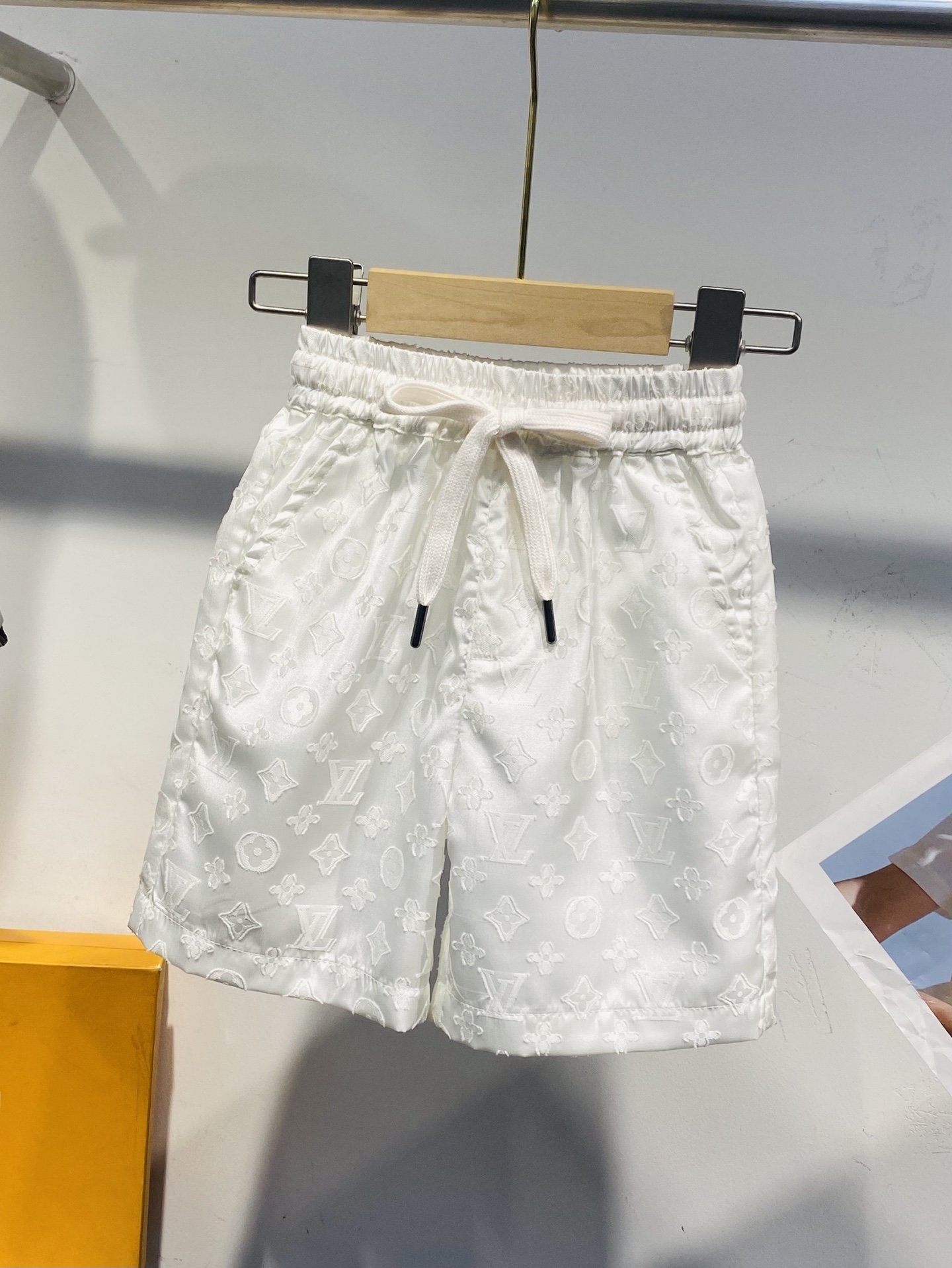 lv Kids shorts - Image 5