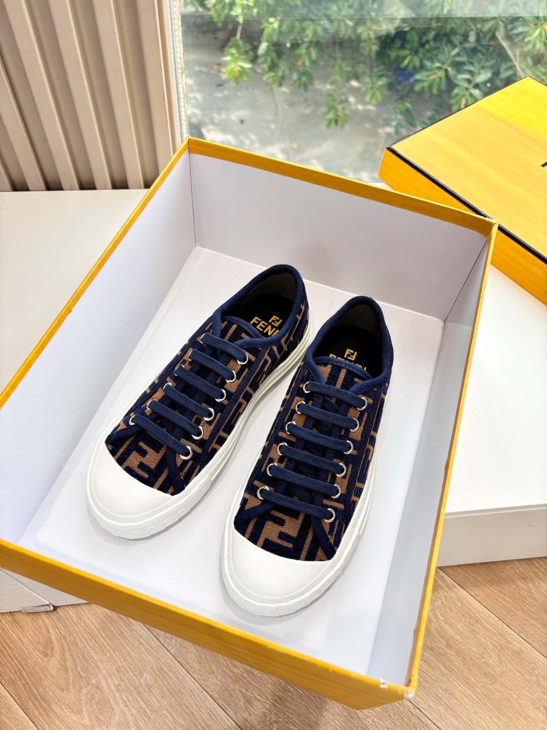 FENDI Platform Casual Shoes - Image 4