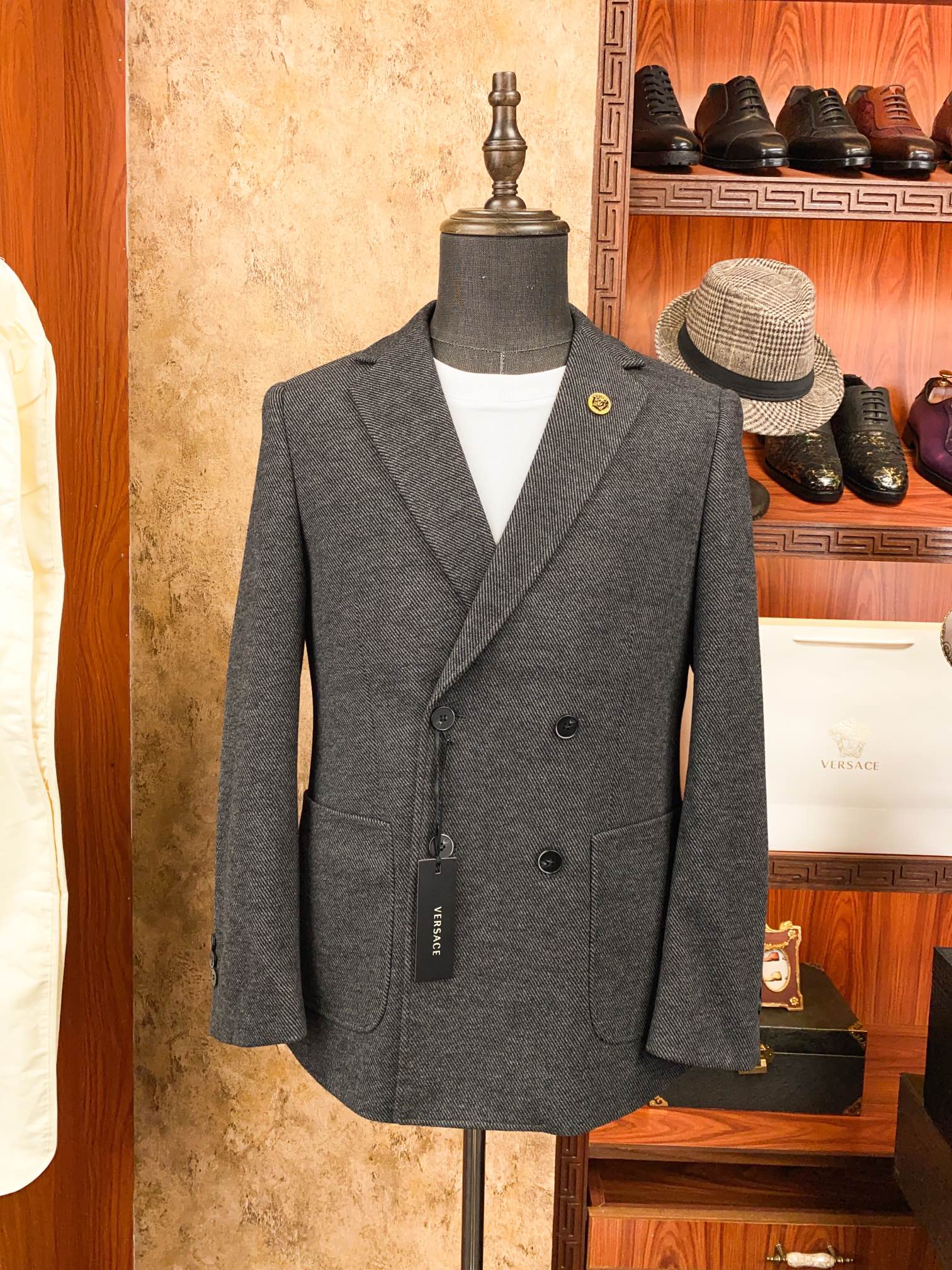 Versace Leisurewear Set - Image 3