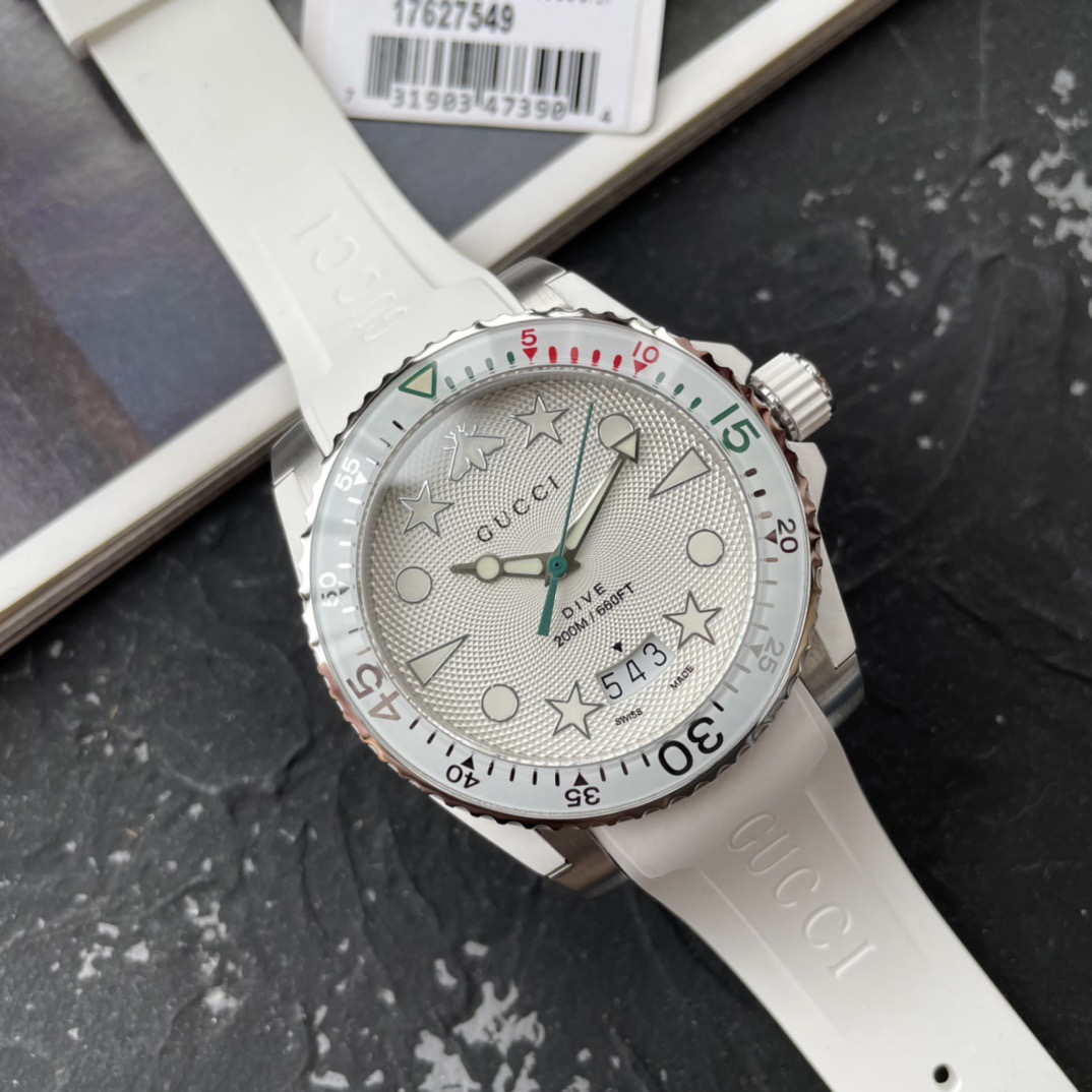 Gucci watch - Image 4
