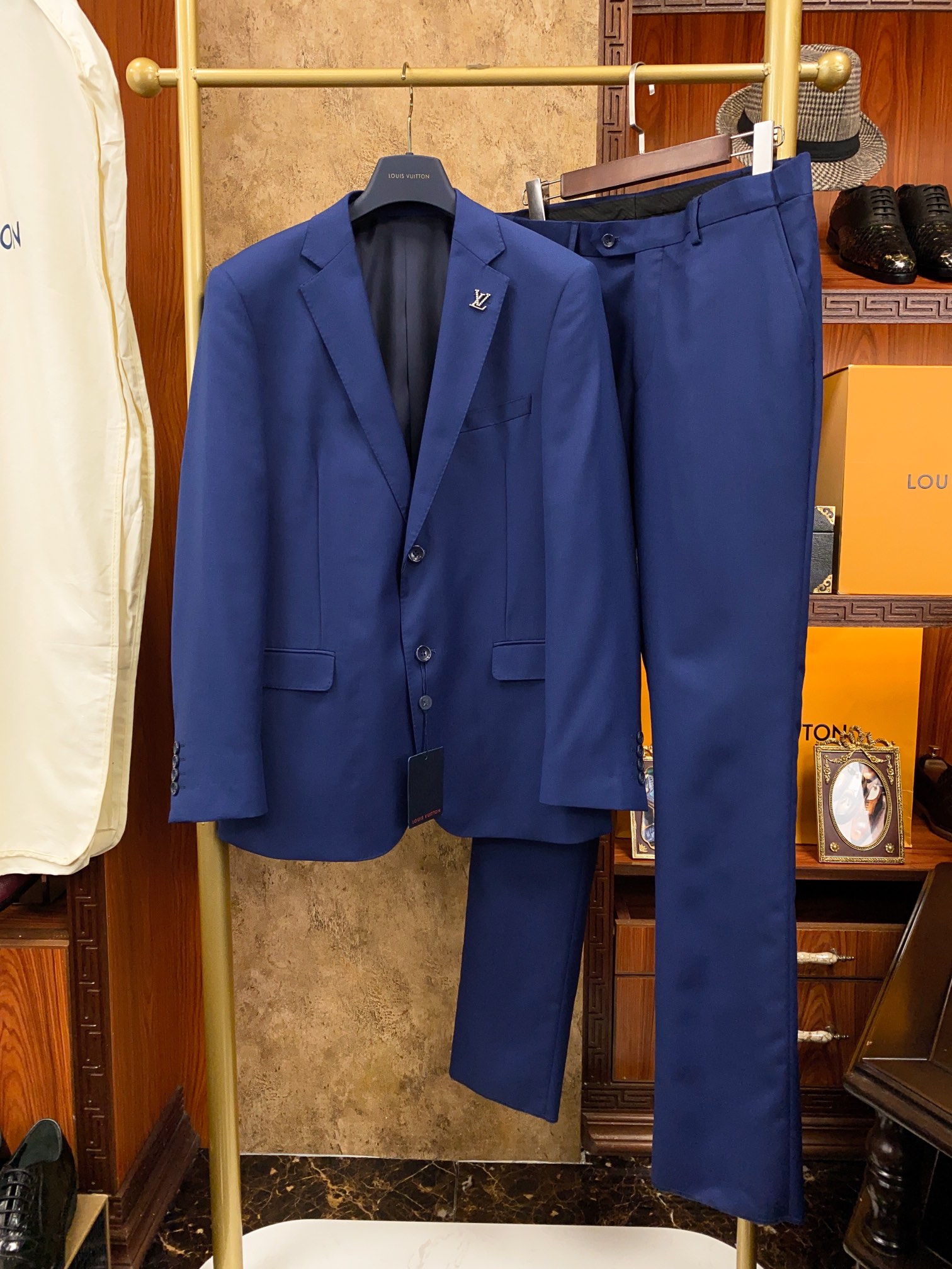 Louis Vuitton Suit - Image 3