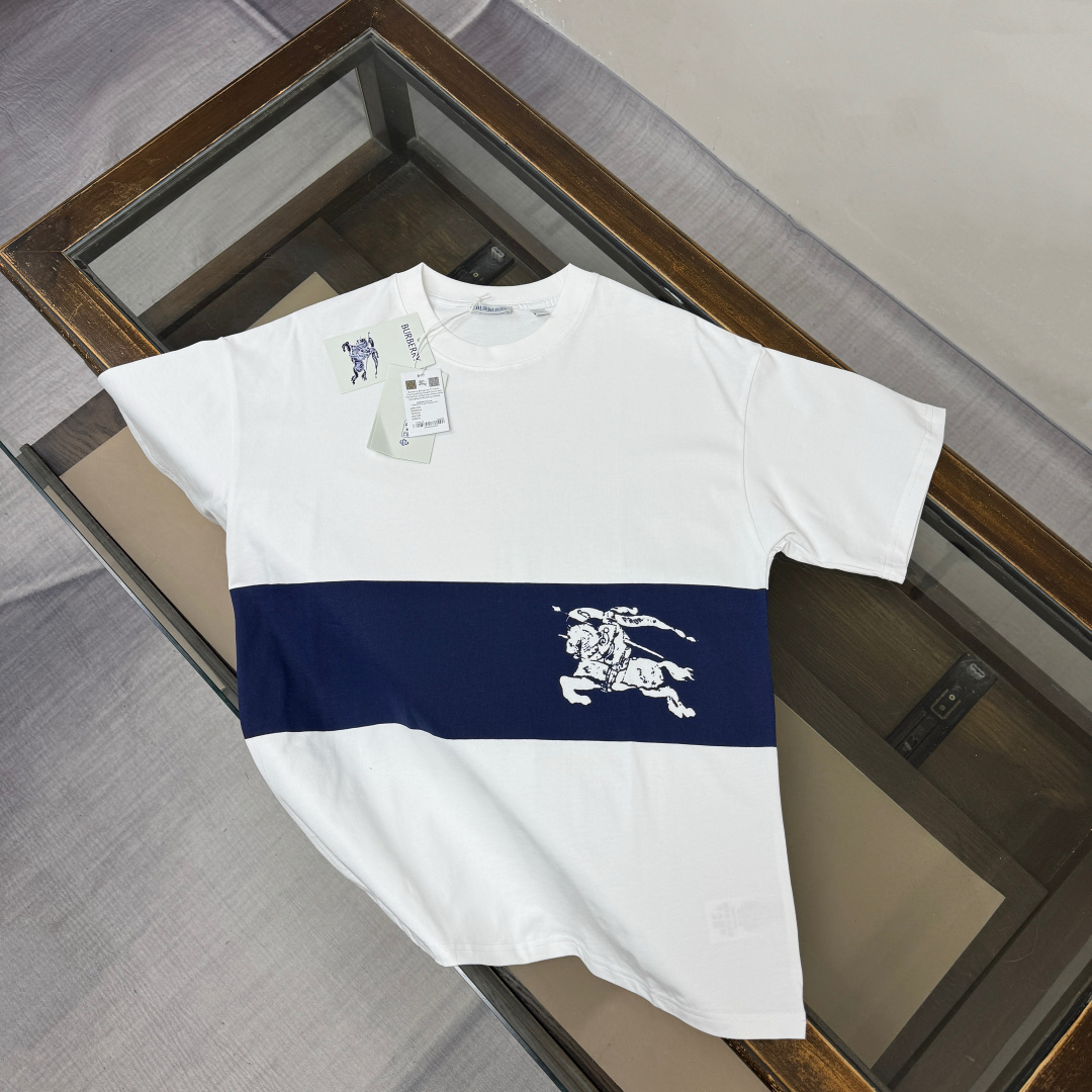 Burberry T-shirt - Image 7