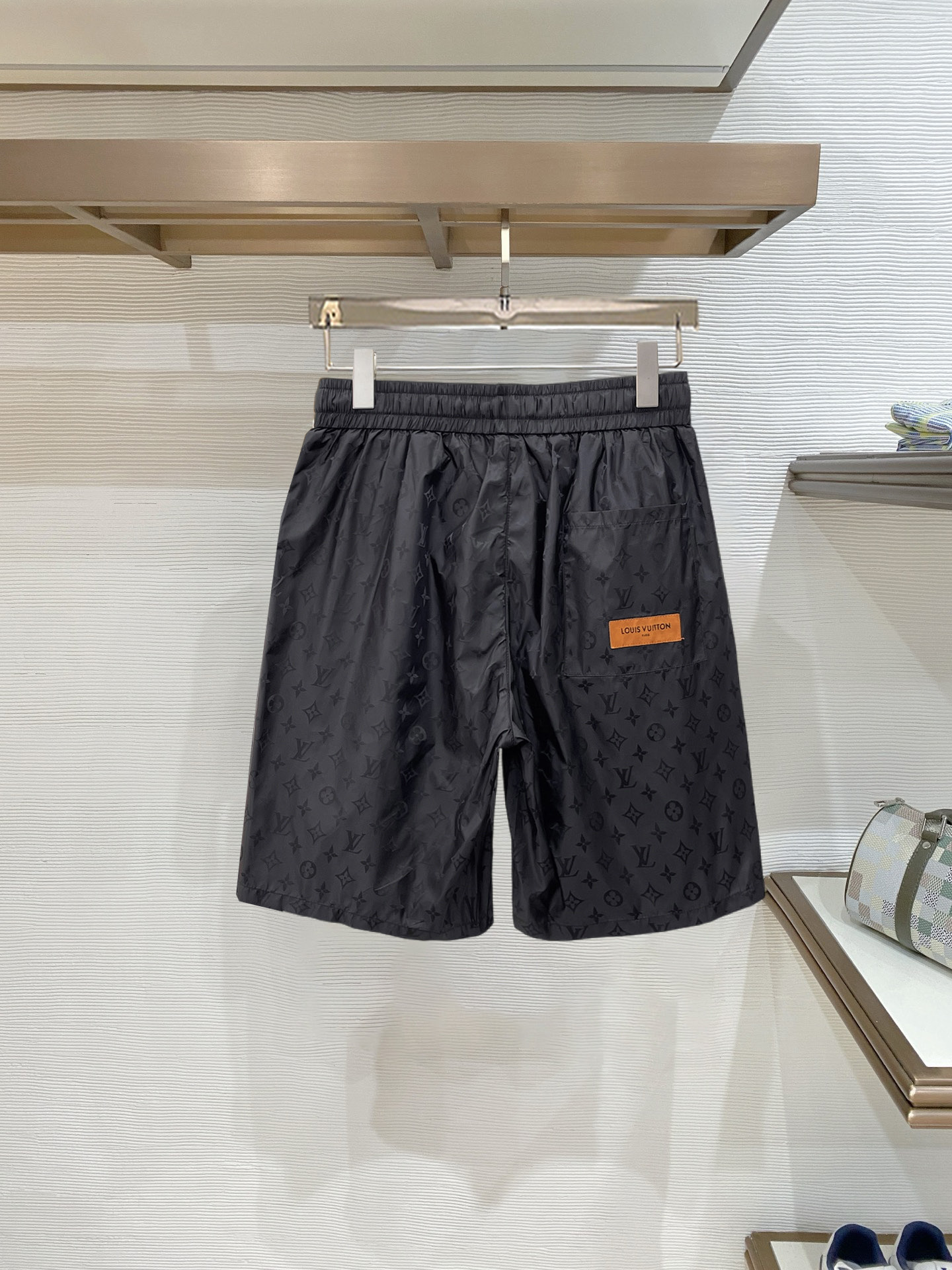 Louis Vuitton Kids shorts - Image 6