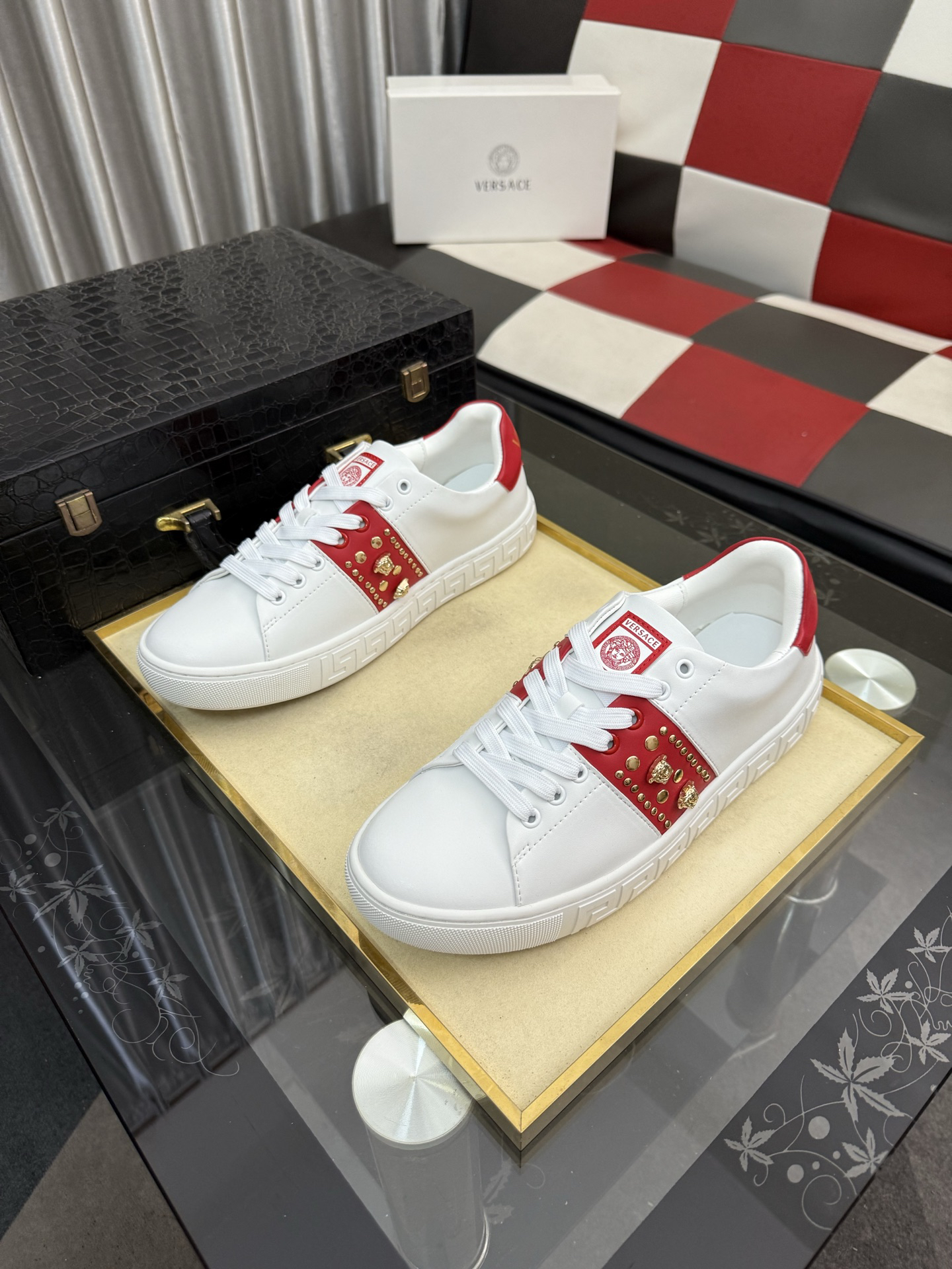 VERSACE Rad&White Casual Shoes - Image 4