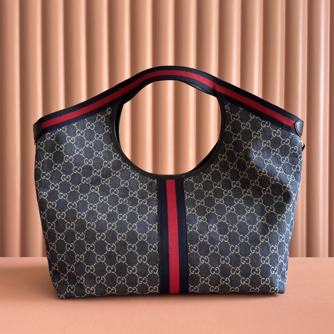 Gucci Large Handbag - Image 5