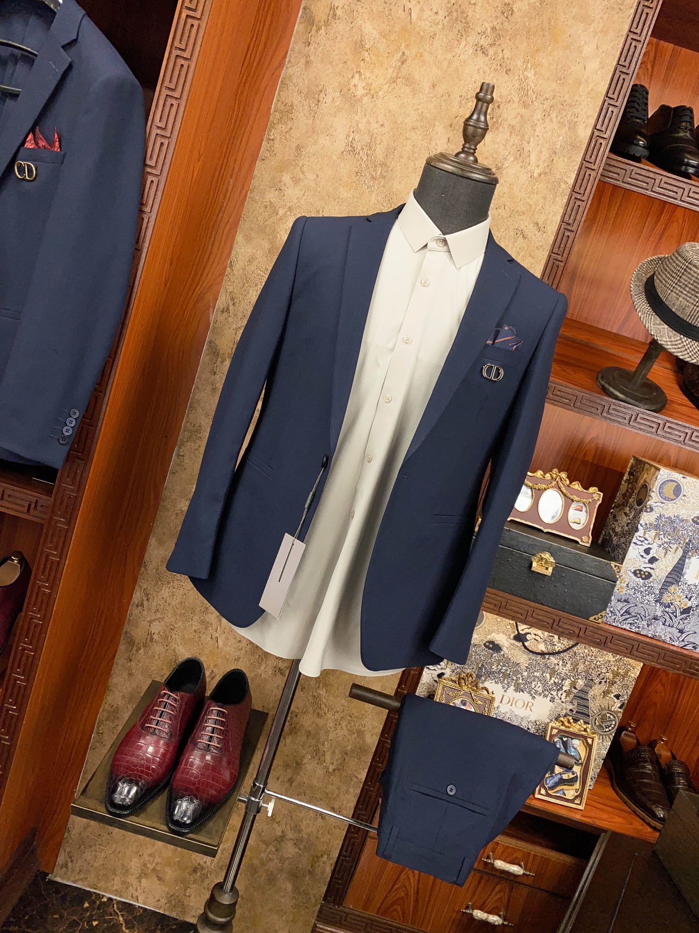 DIOR Suit - Image 3