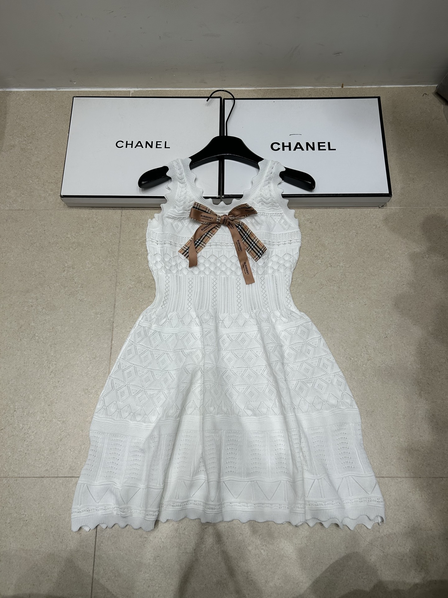CHANEL dress - Image 5
