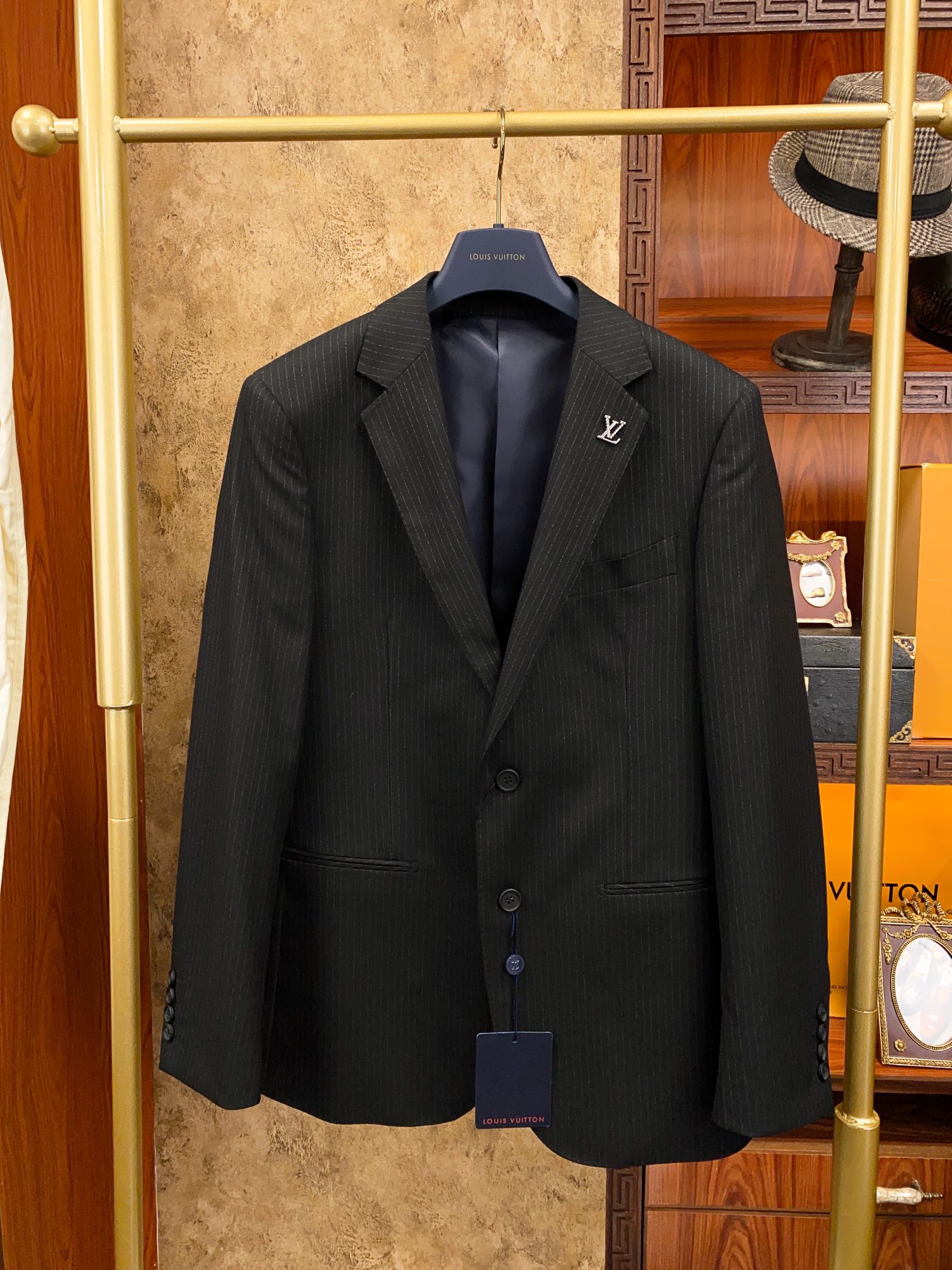 Louis Vuitton Suit - Image 4