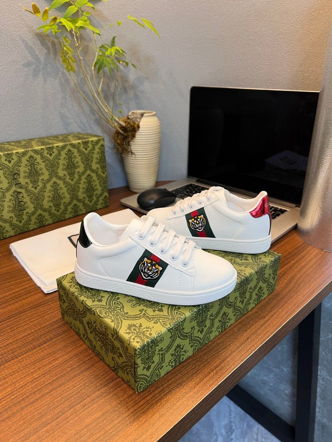 DIOR Casual kids shoes - Image 4