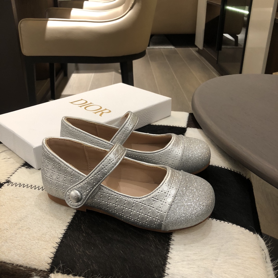 dior - Image 4
