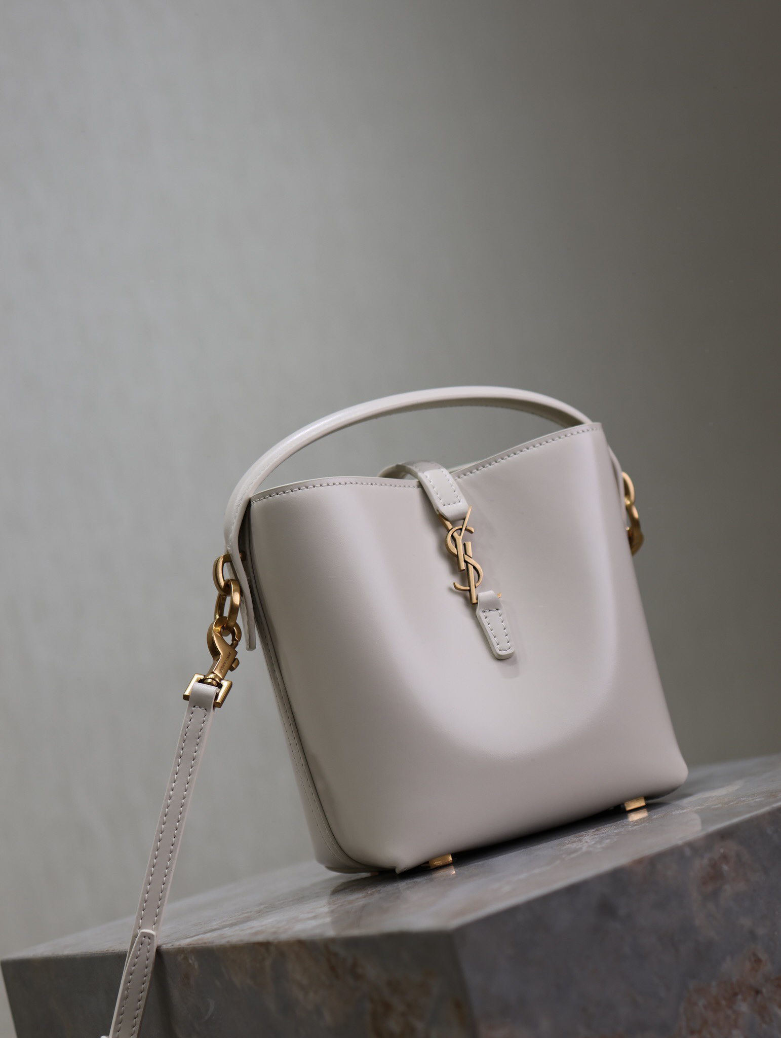 Saint Laurent Paris bag - Image 4