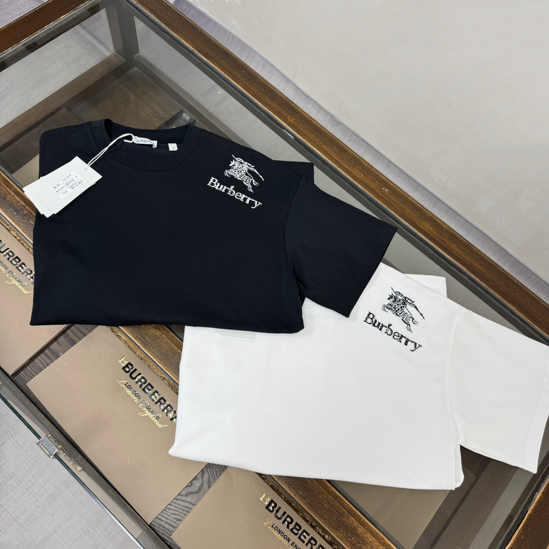 Burberry Short Sleeve T-shirt - Image 5