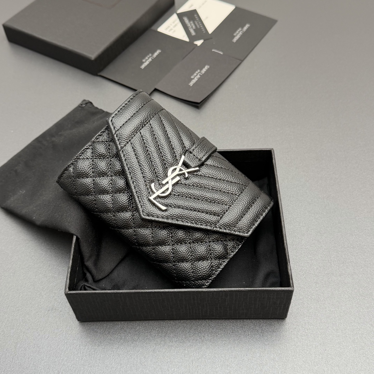 Saint Laurent Paris bag - Image 4