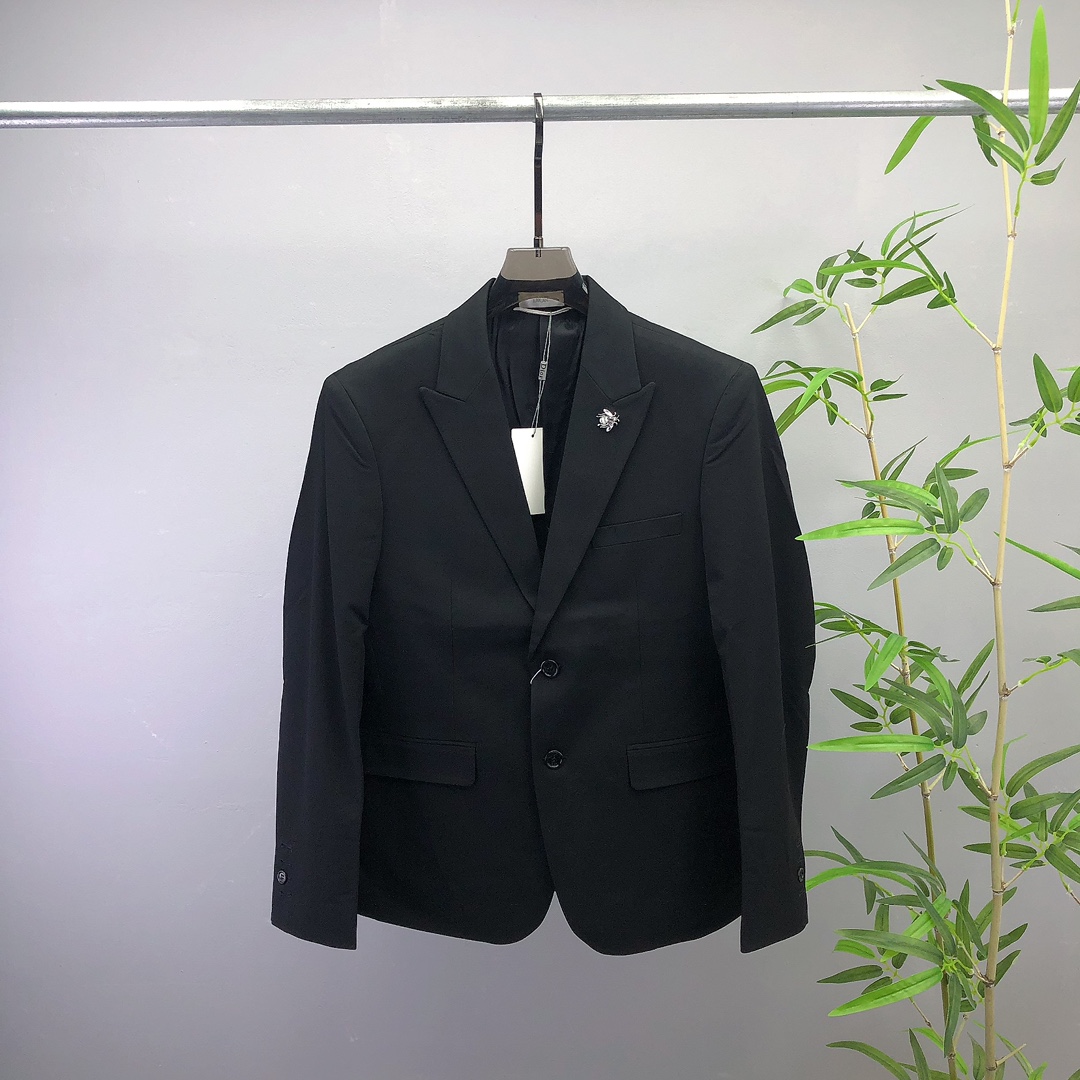 DIOR Tailored Suit - Image 3