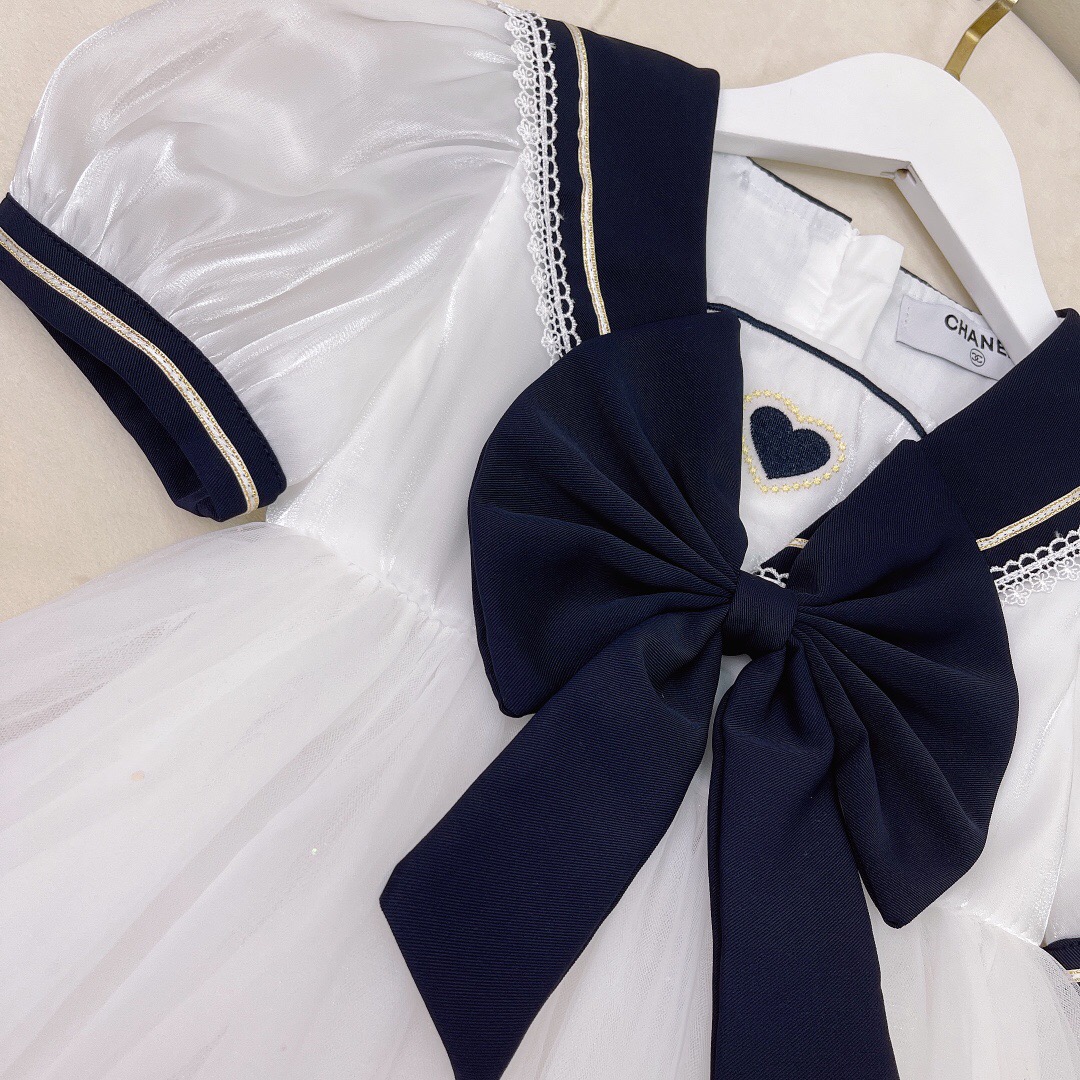 Chanel-style kids' dress - Image 8