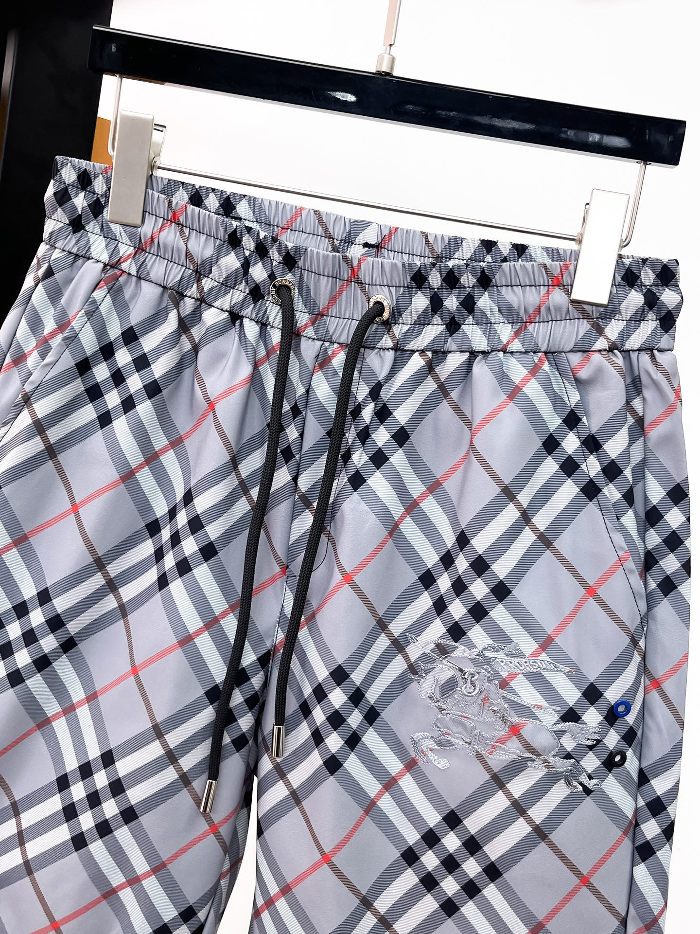 BURBERRY Plaid Shorts - Image 6
