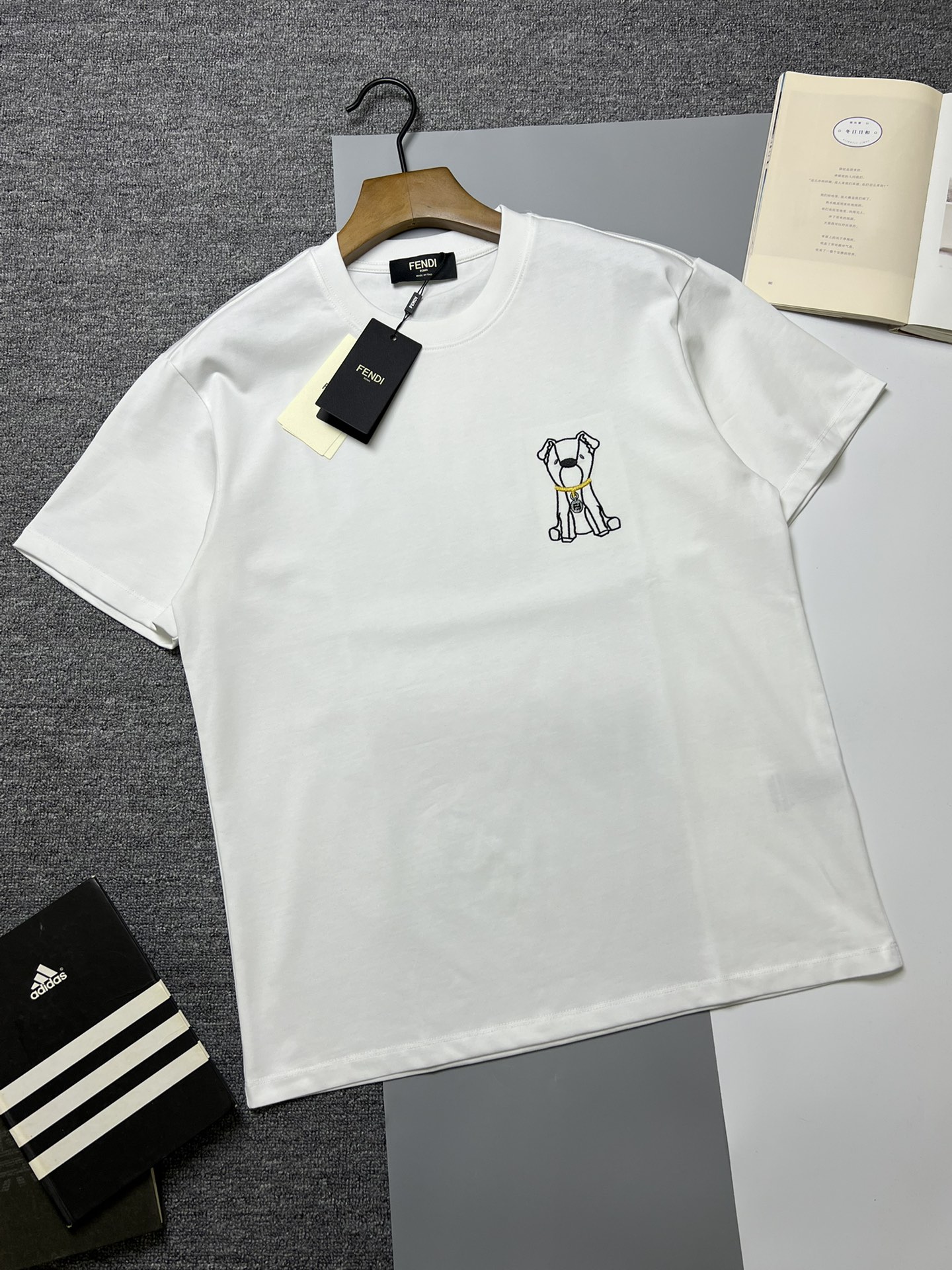 FENDI Casual Short T-shirt - Image 5