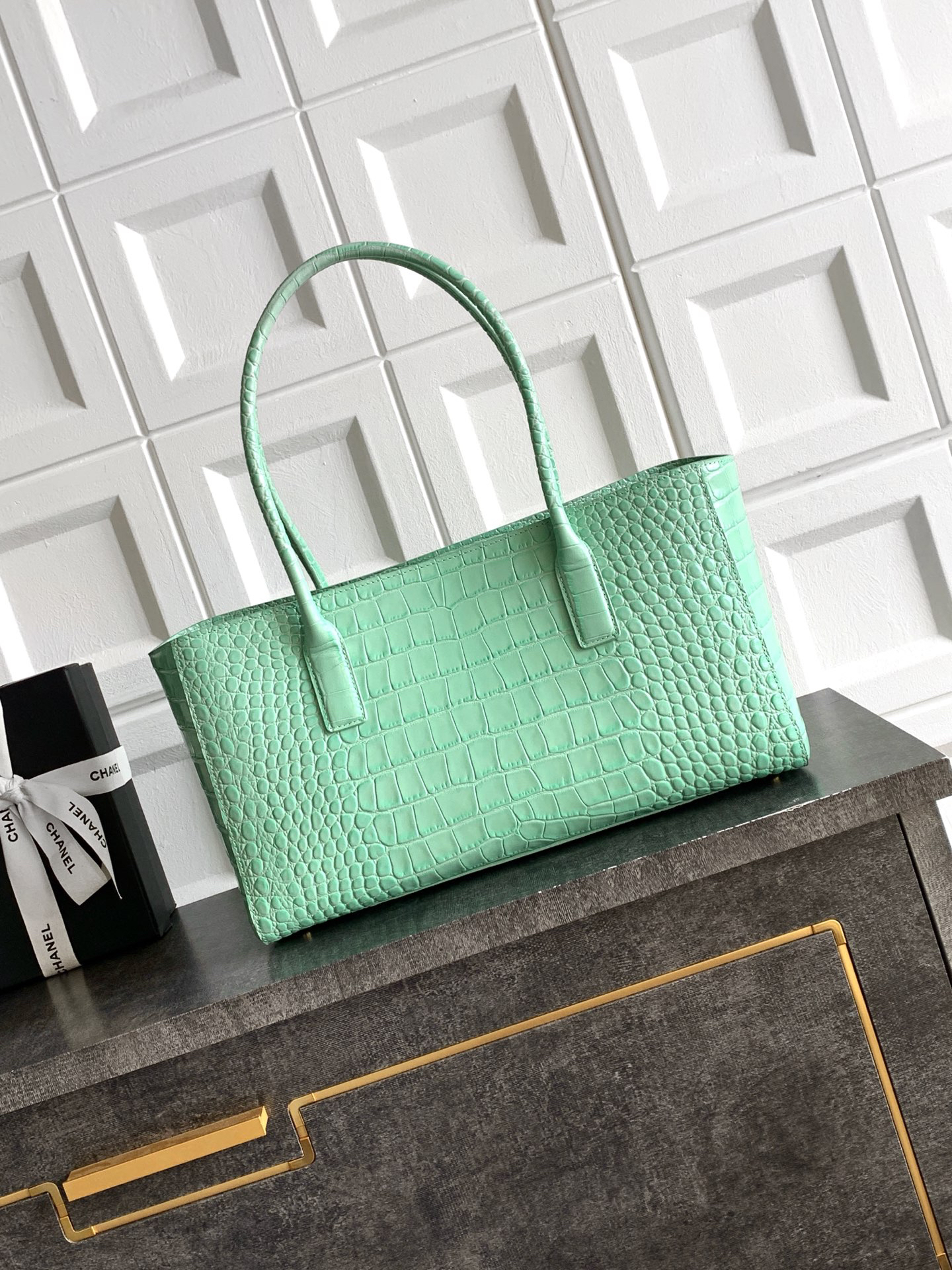 Coco Chanel Turquoise Crocodile Leather - Image 6