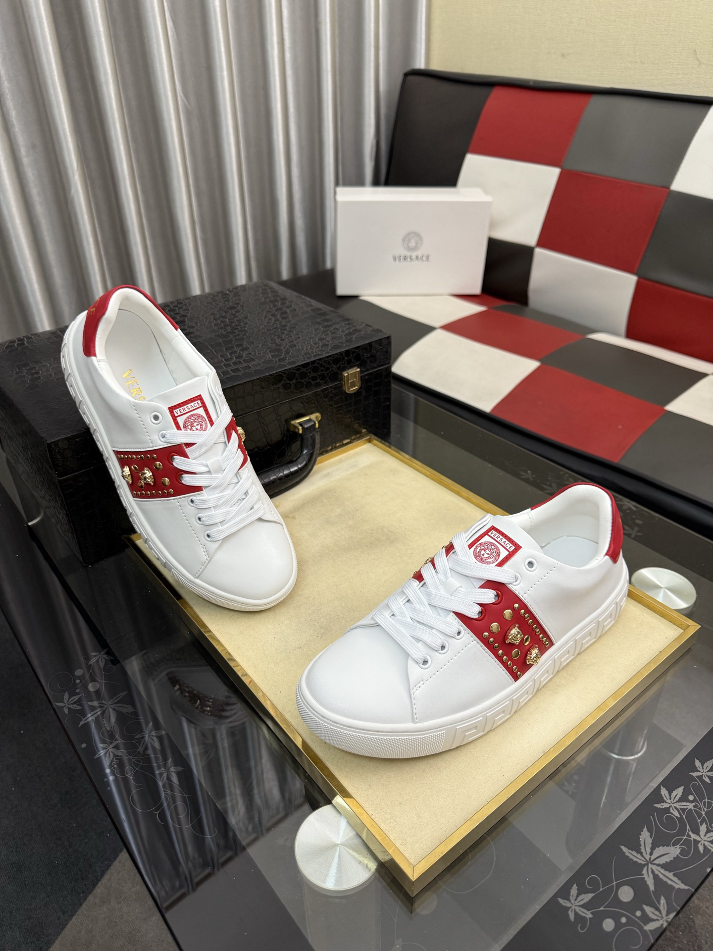 VERSACE Rad&White Casual Shoes - Image 5