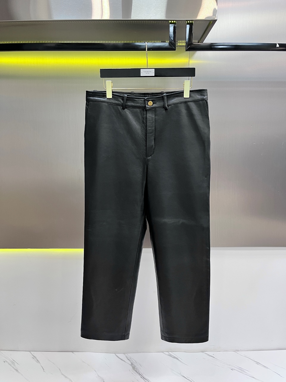 Louis Vuitton Suit - Image 4