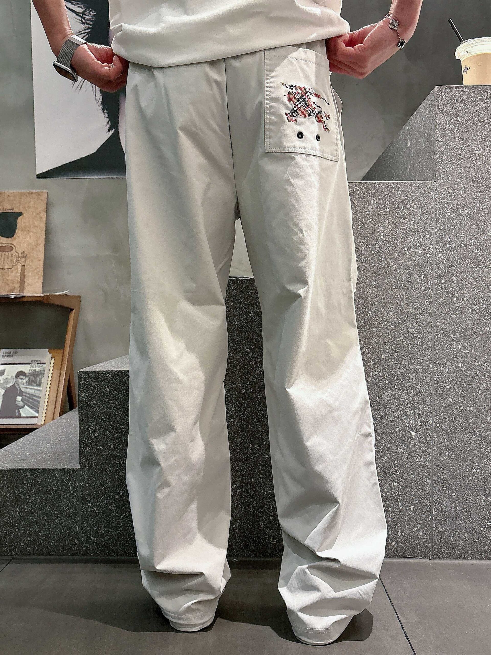 Burberry Pant - Image 5