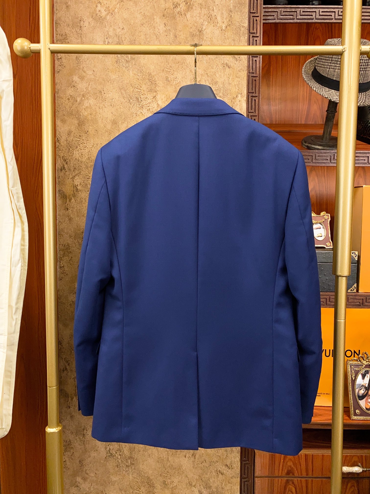Louis Vuitton Suit - Image 5