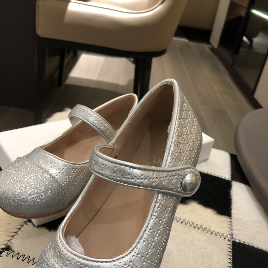 dior - Image 5