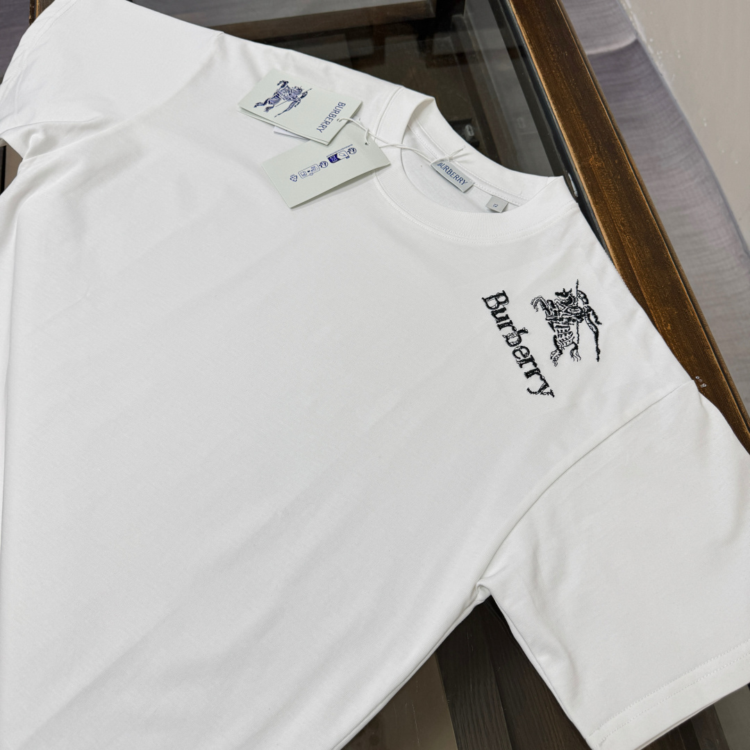 Burberry Short Sleeve T-shirt - Image 6