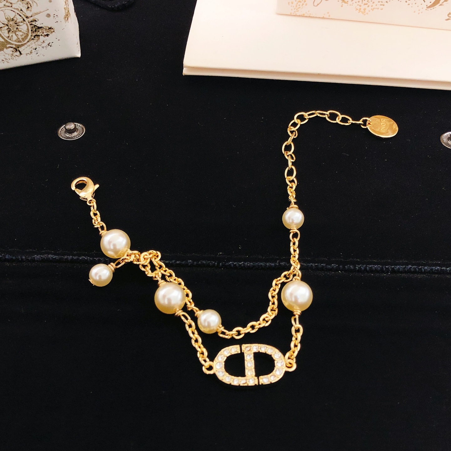 DIOR - Image 4