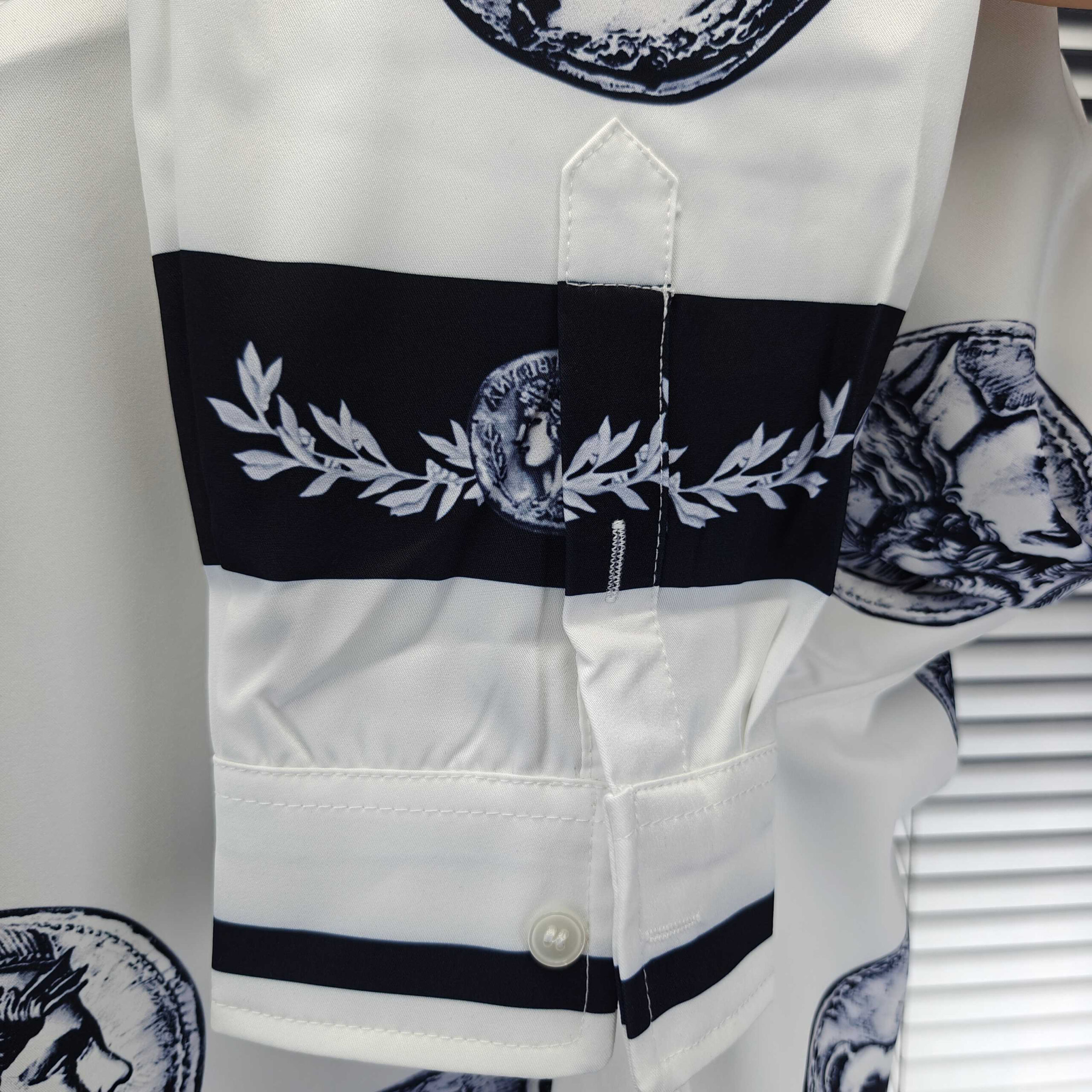Versace Leisurewear Set - Image 6