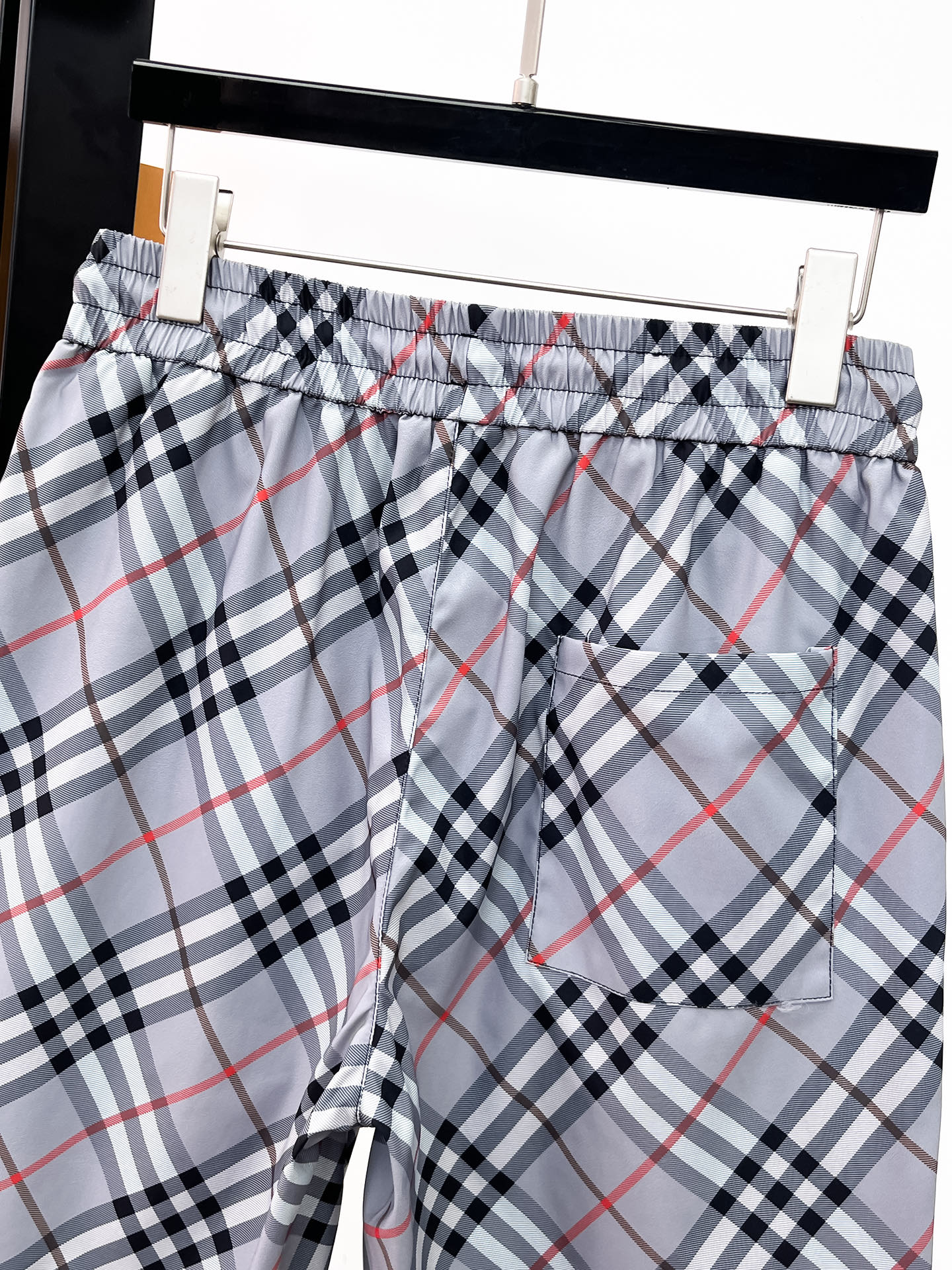 BURBERRY Plaid Shorts - Image 7
