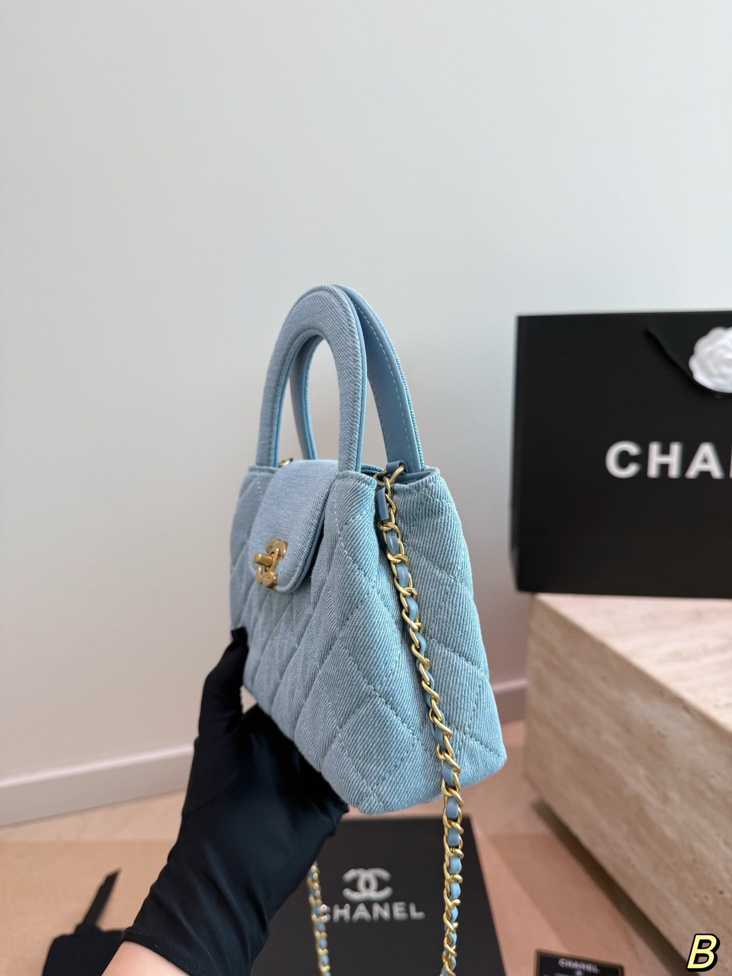 Coco ChanelMini Handbag - Image 3