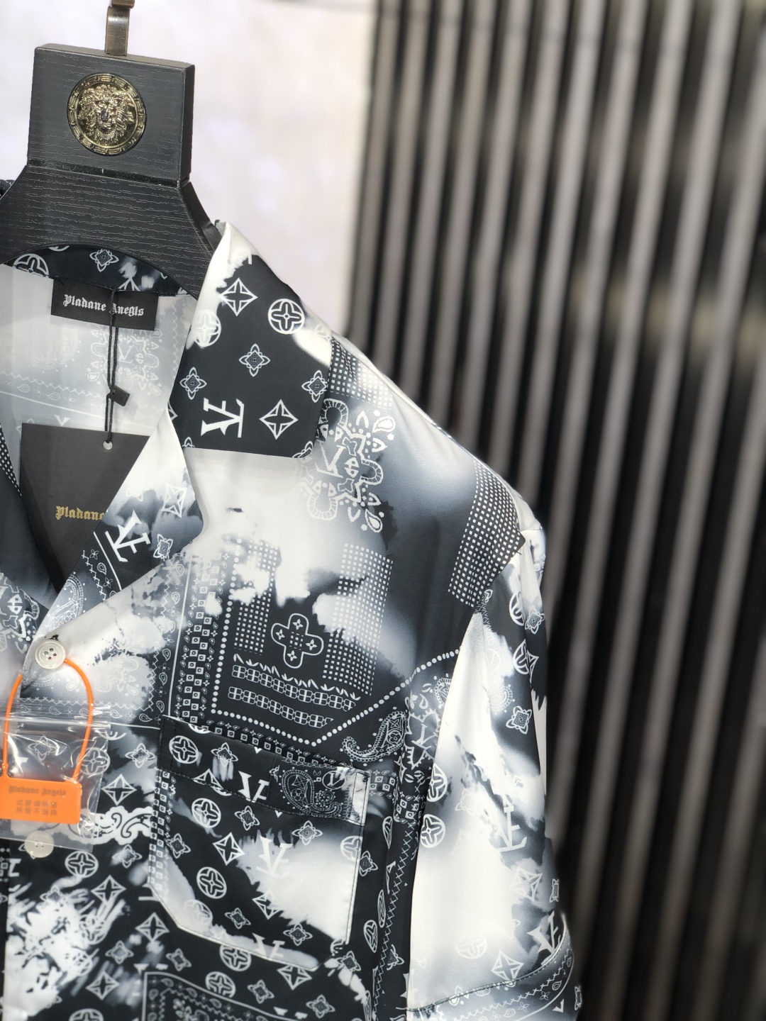Louis Vuitton Suit - Image 5