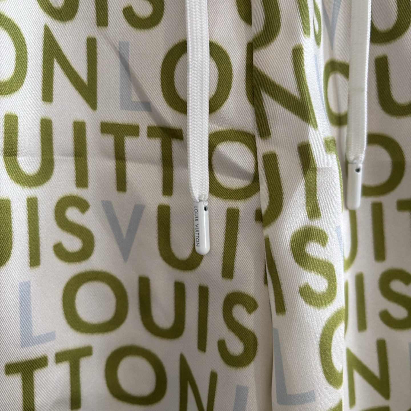 LV Kids shorts - Image 2