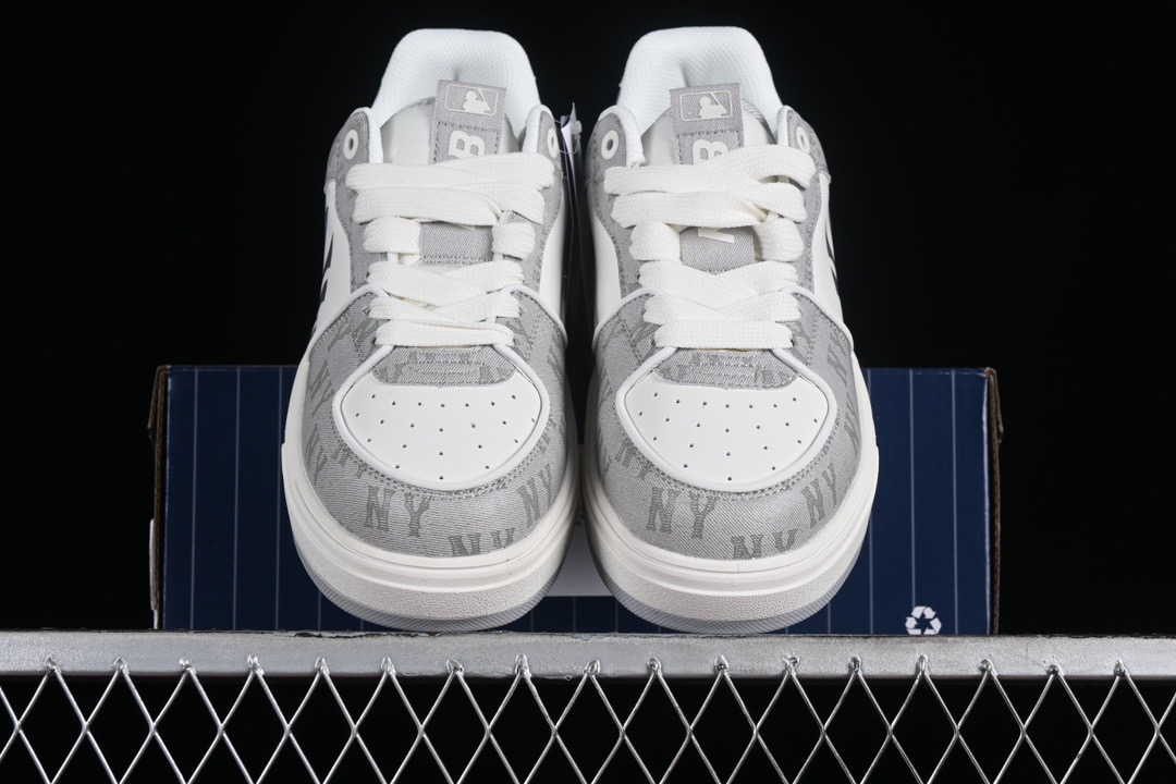 New York Yankees shoes - Image 6