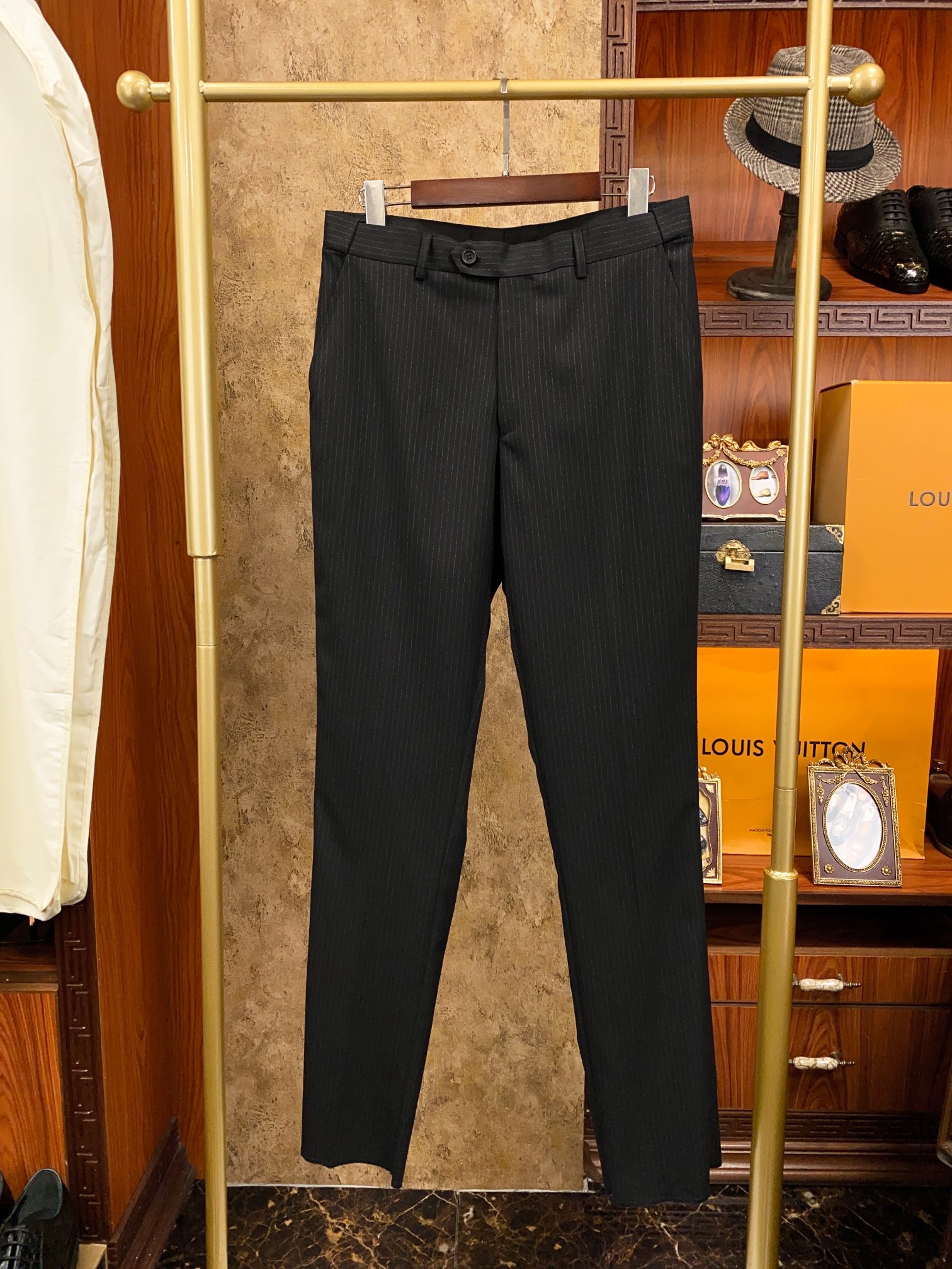 Louis Vuitton Suit - Image 6