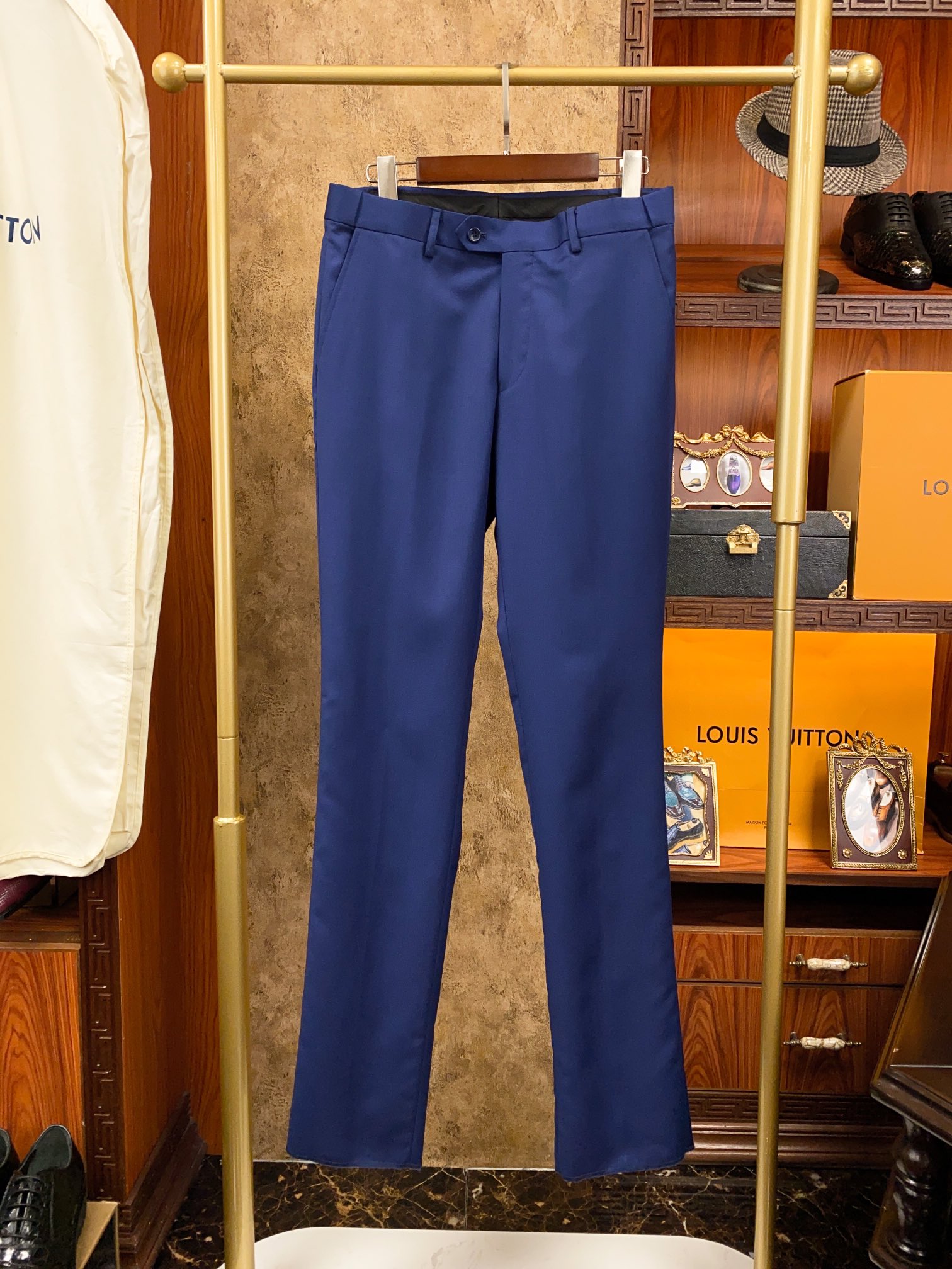Louis Vuitton Suit - Image 6