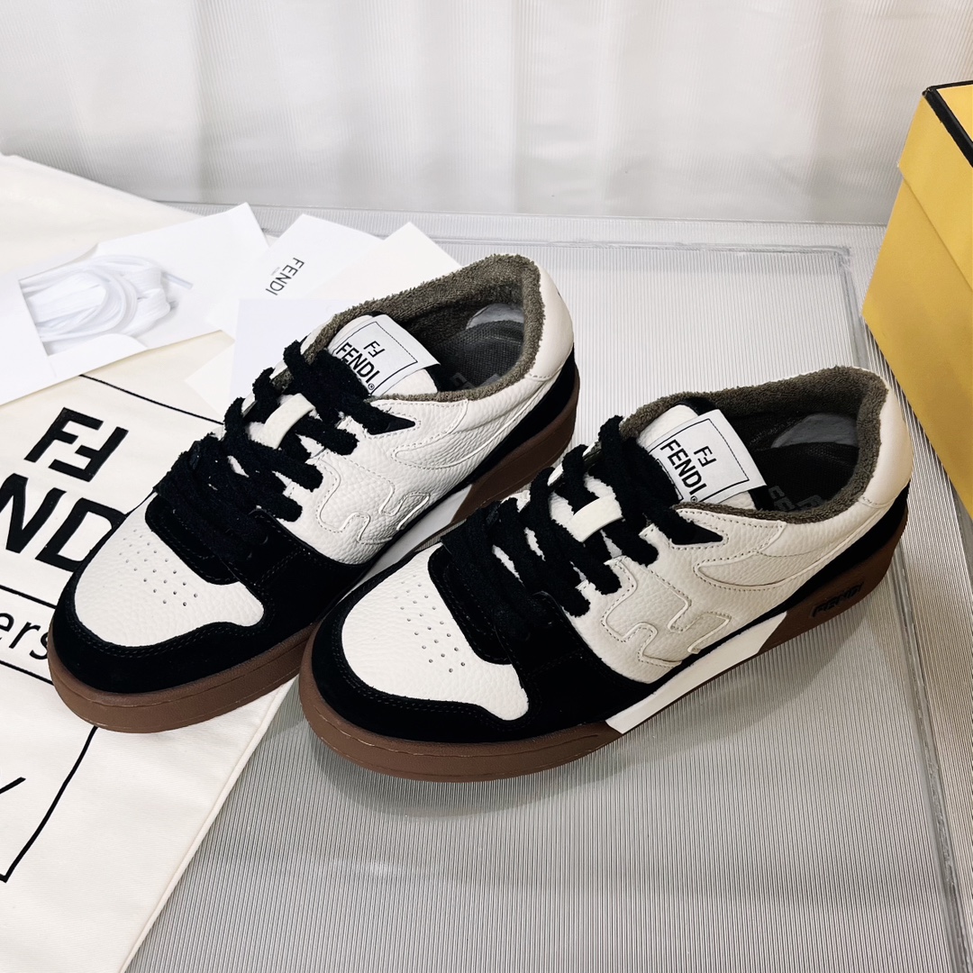 FENDI SHOES - Image 2