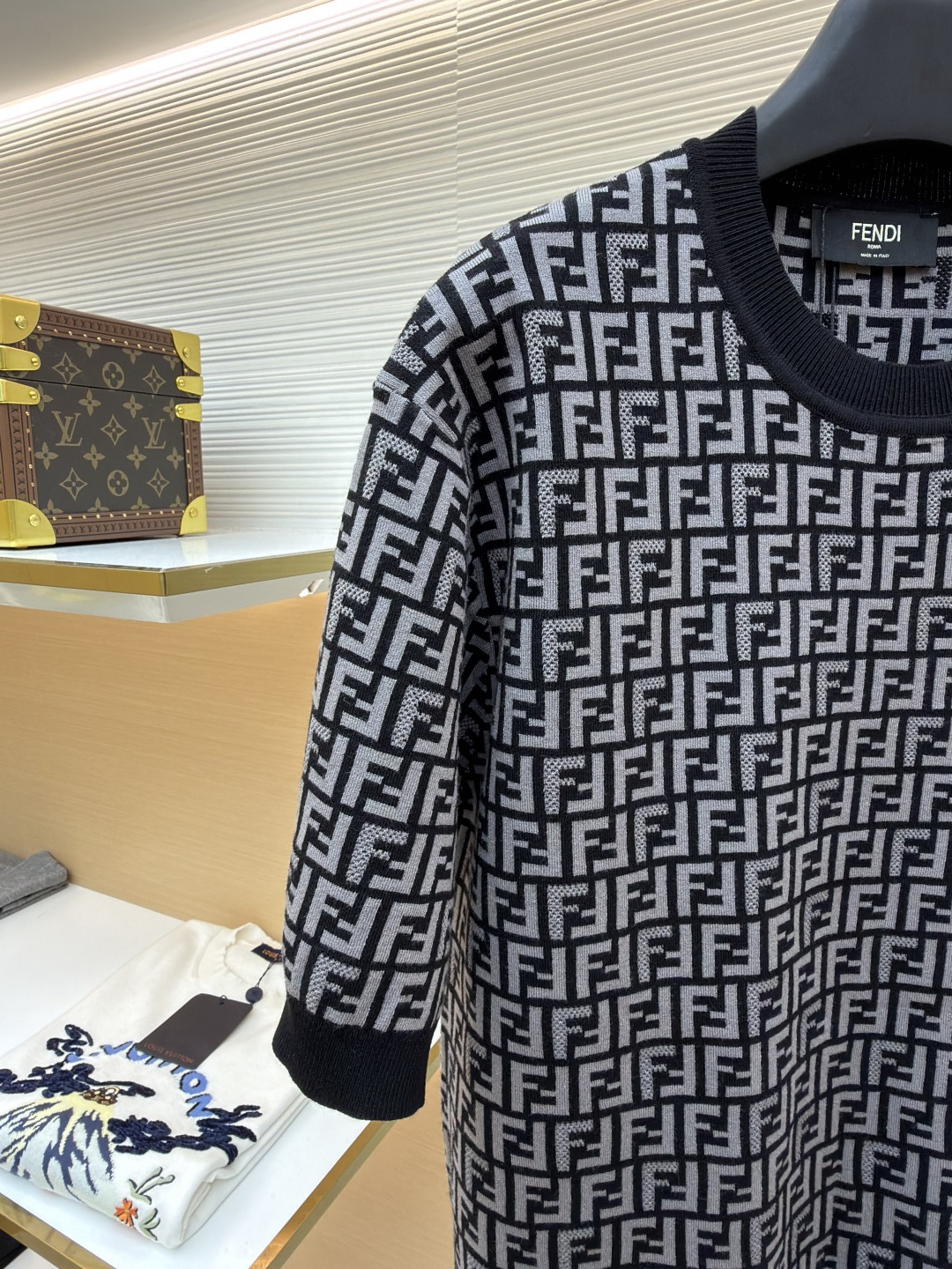 FENDI Casual Short T-shirt - Image 6