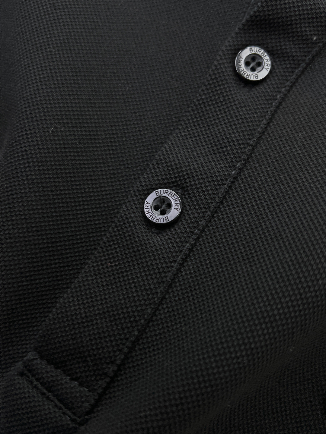 Burberry Black Short Sleeve T-shirt - Image 6