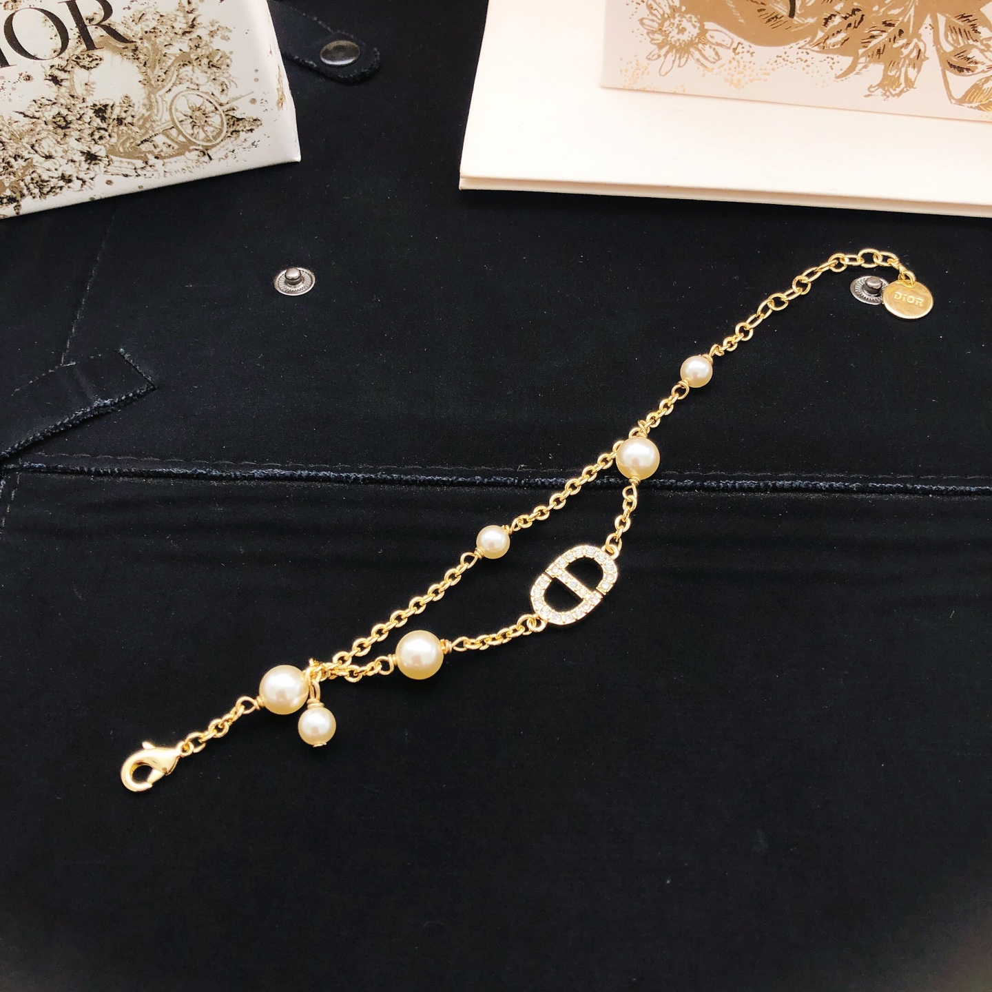 DIOR - Image 5