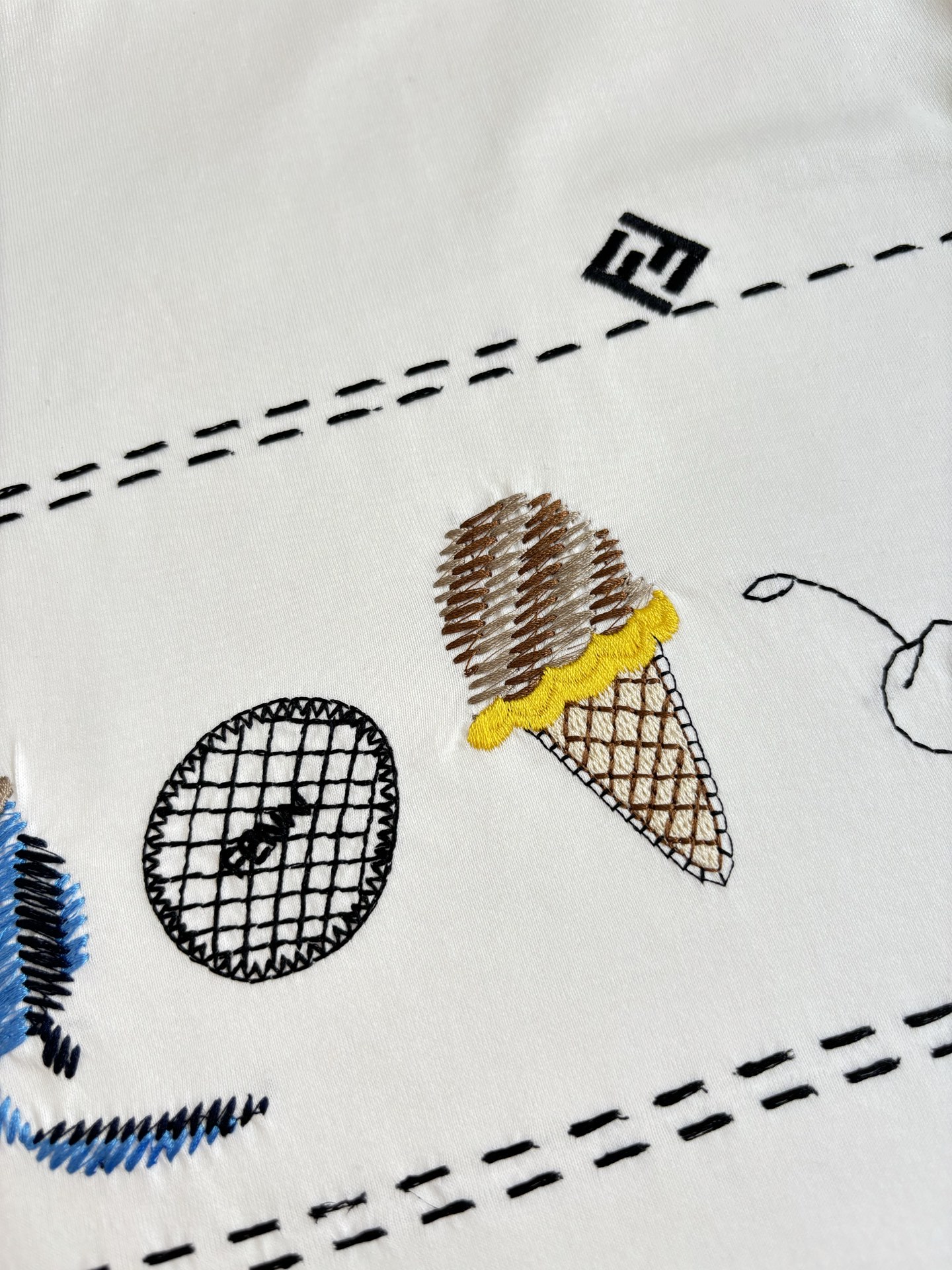 FENDI Casual Short T-shirt - Image 7
