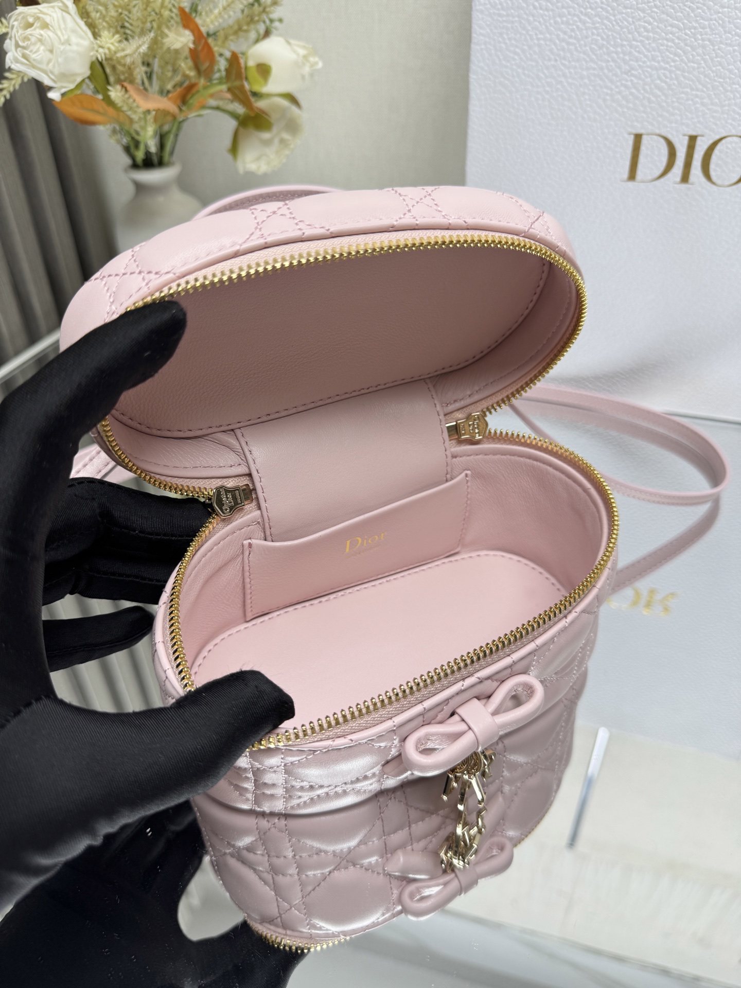 DIOR - Image 2