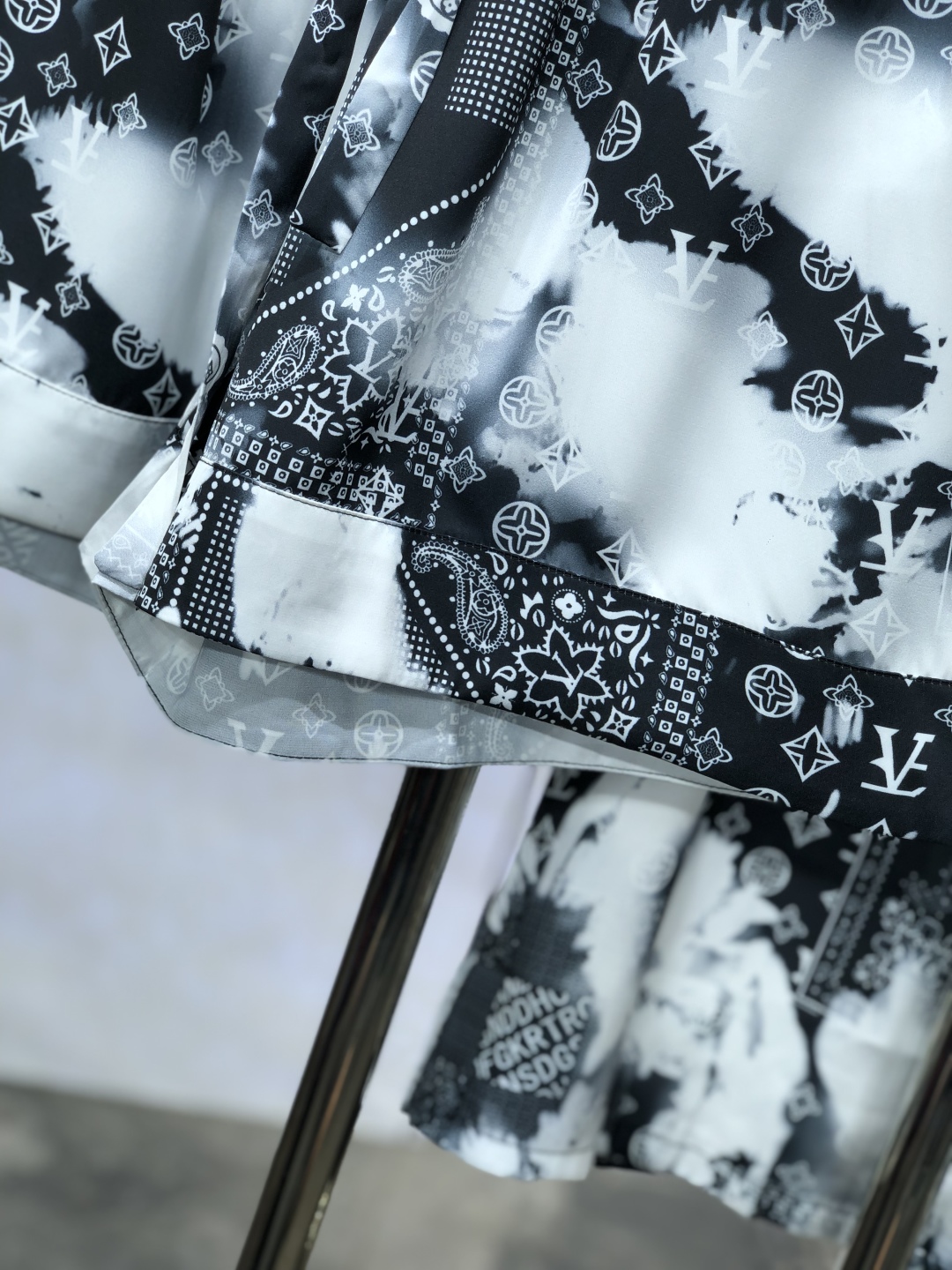 Louis Vuitton Suit - Image 6