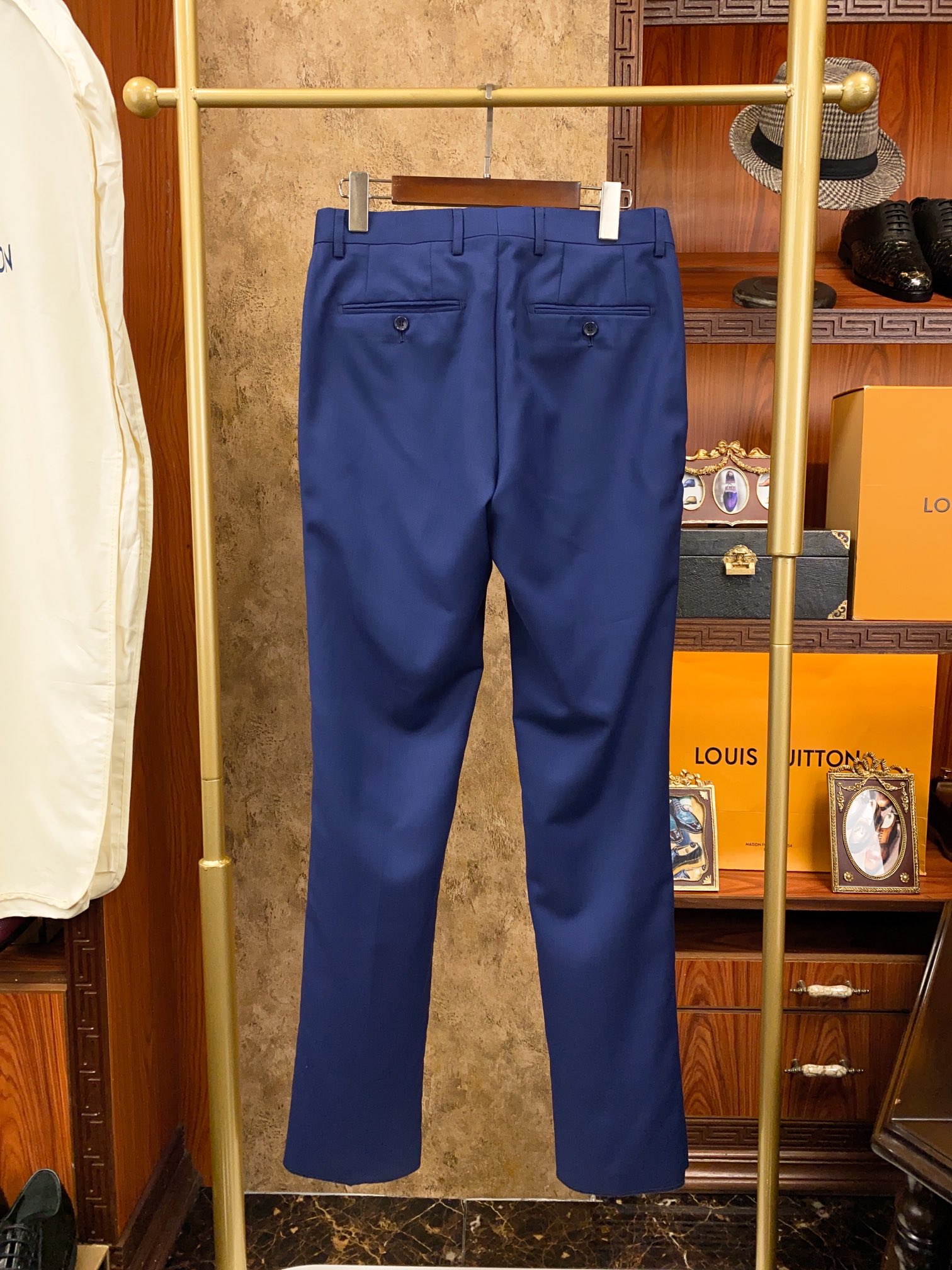 Louis Vuitton Suit - Image 7