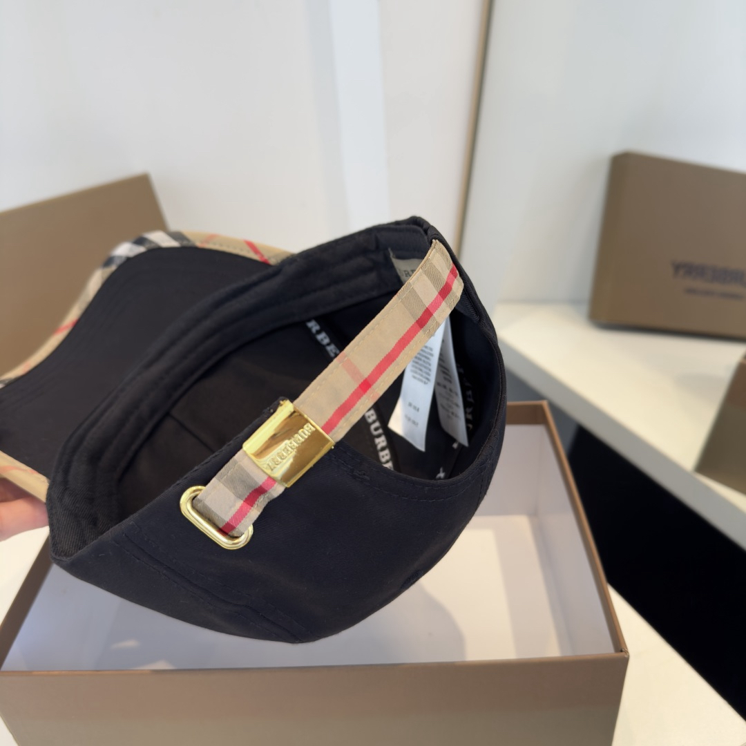 BURBERRY Sun Visor Baseball Cap - Image 7