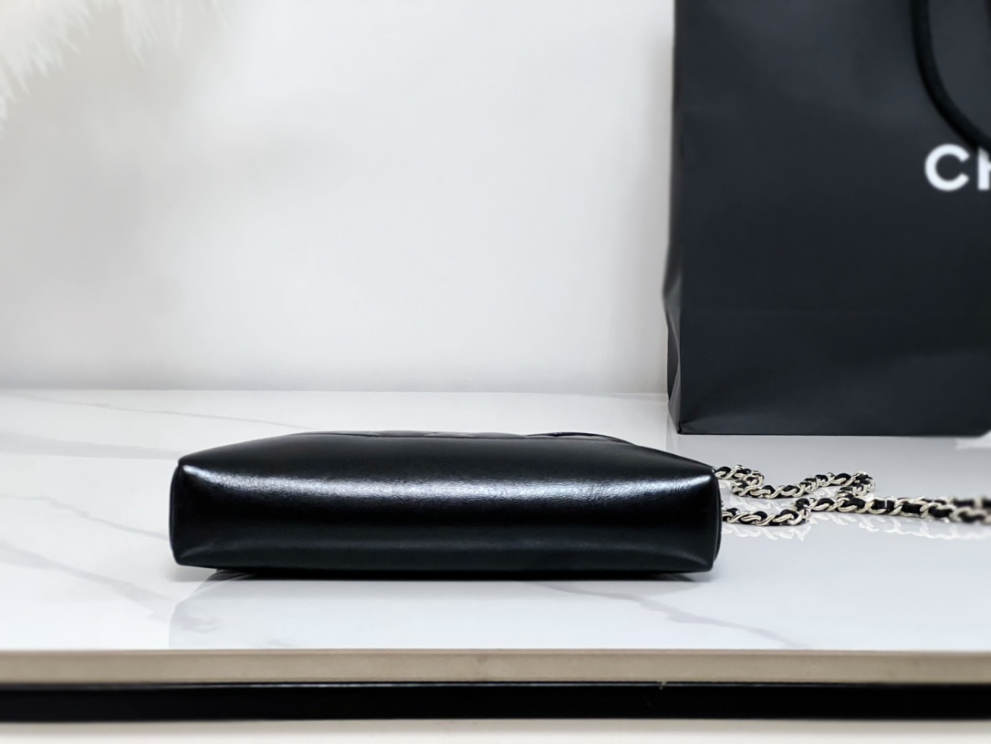Coco Chanel Crossbody Bag Mini Flap - Image 9