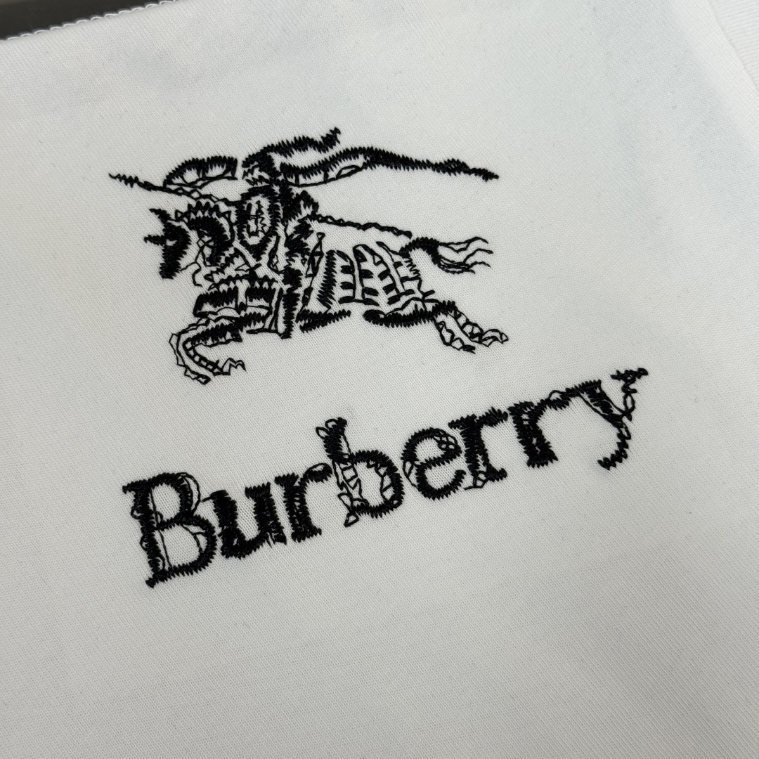 Burberry Short Sleeve T-shirt - Image 8