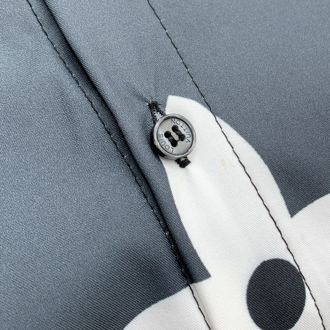 Louis Vuitton Suit - Image 7